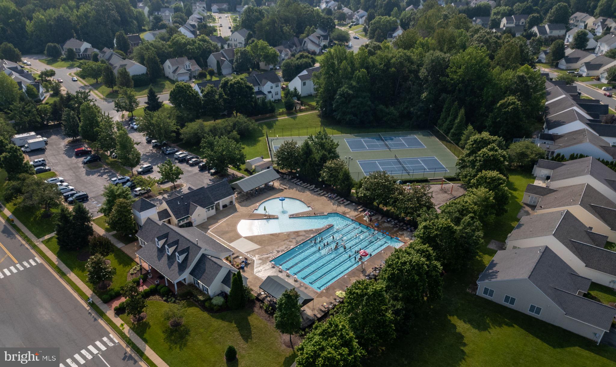 OAKVIEW (SALEM FIELDS) - Residential