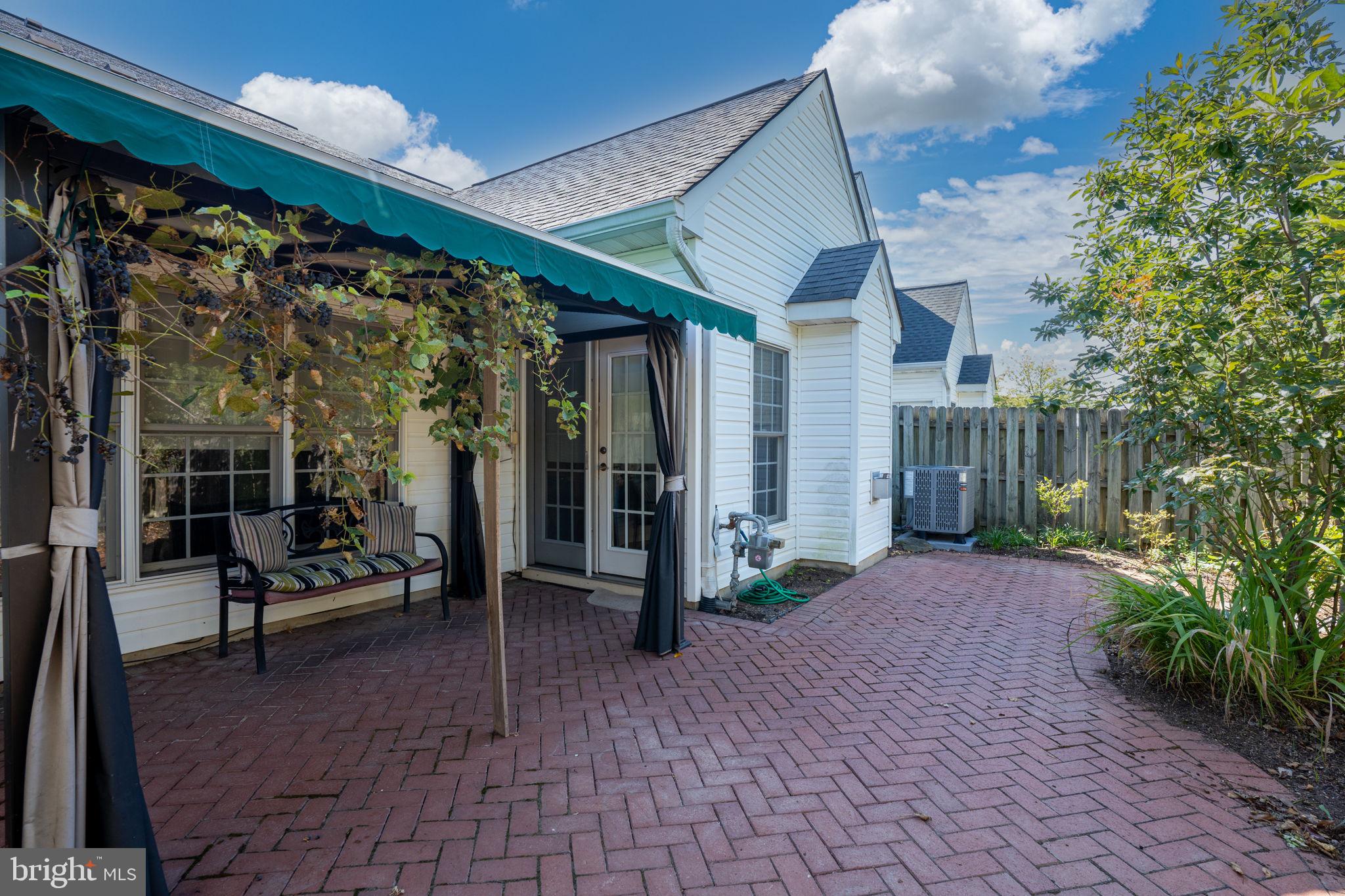 OAKVIEW (SALEM FIELDS) - Residential