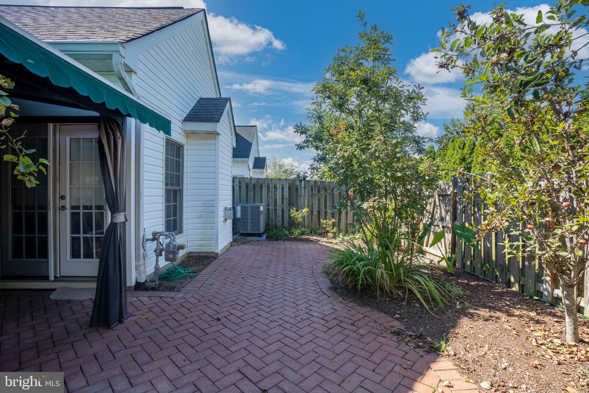 OAKVIEW (SALEM FIELDS) - Residential