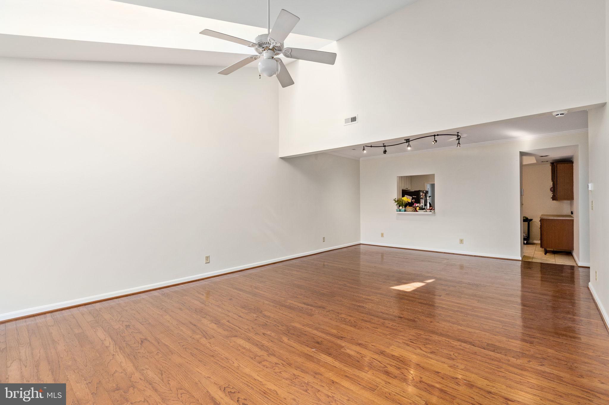 OAKVIEW (SALEM FIELDS) - Residential