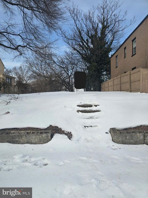 5910 EADS STREET NE LOT 6 & 7 WASHINGTON DC 20019