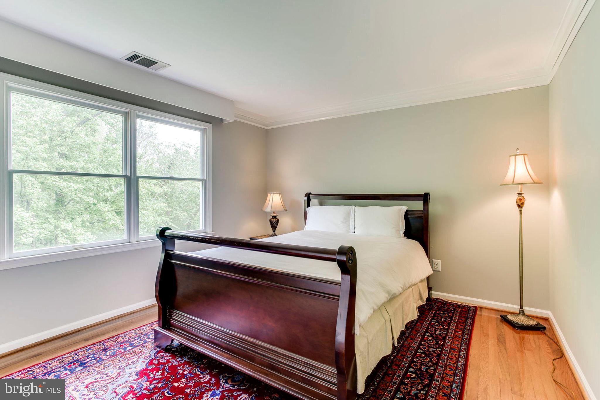 RIDGEGATE WOODS - Residential