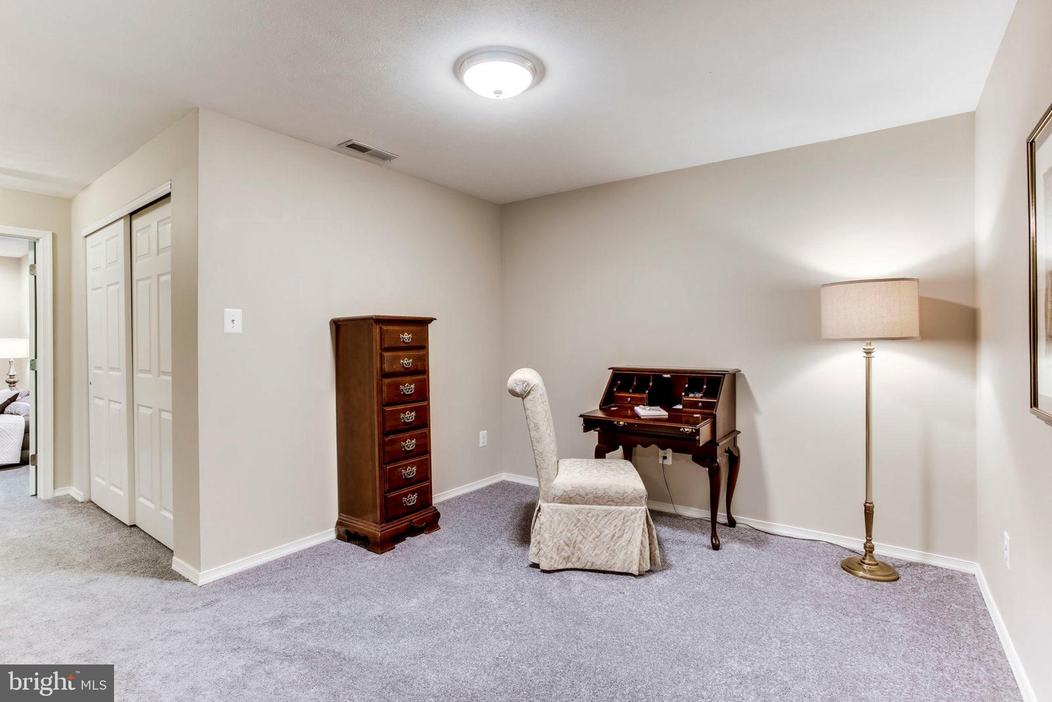 RIDGEGATE WOODS - Residential