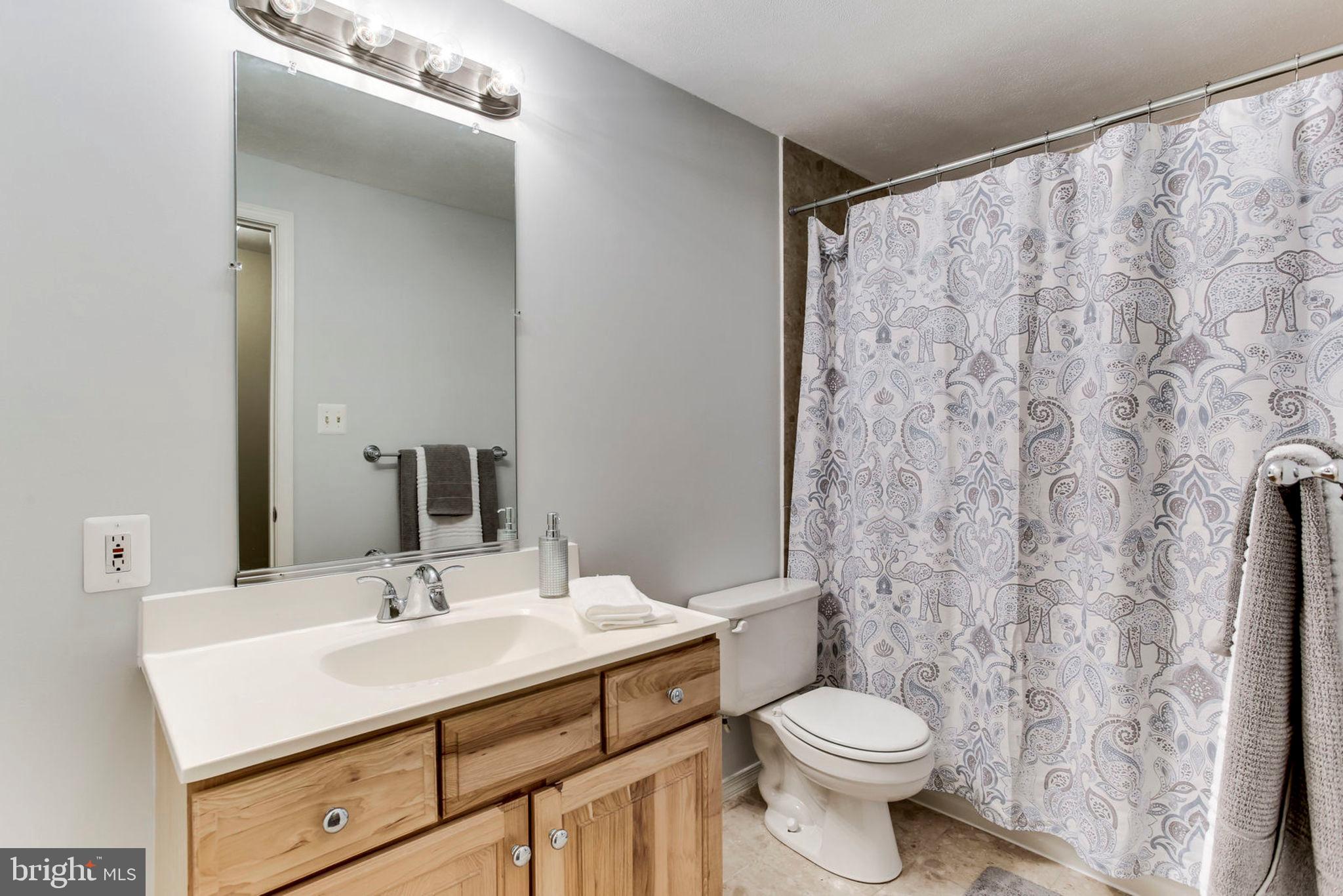 RIDGEGATE WOODS - Residential