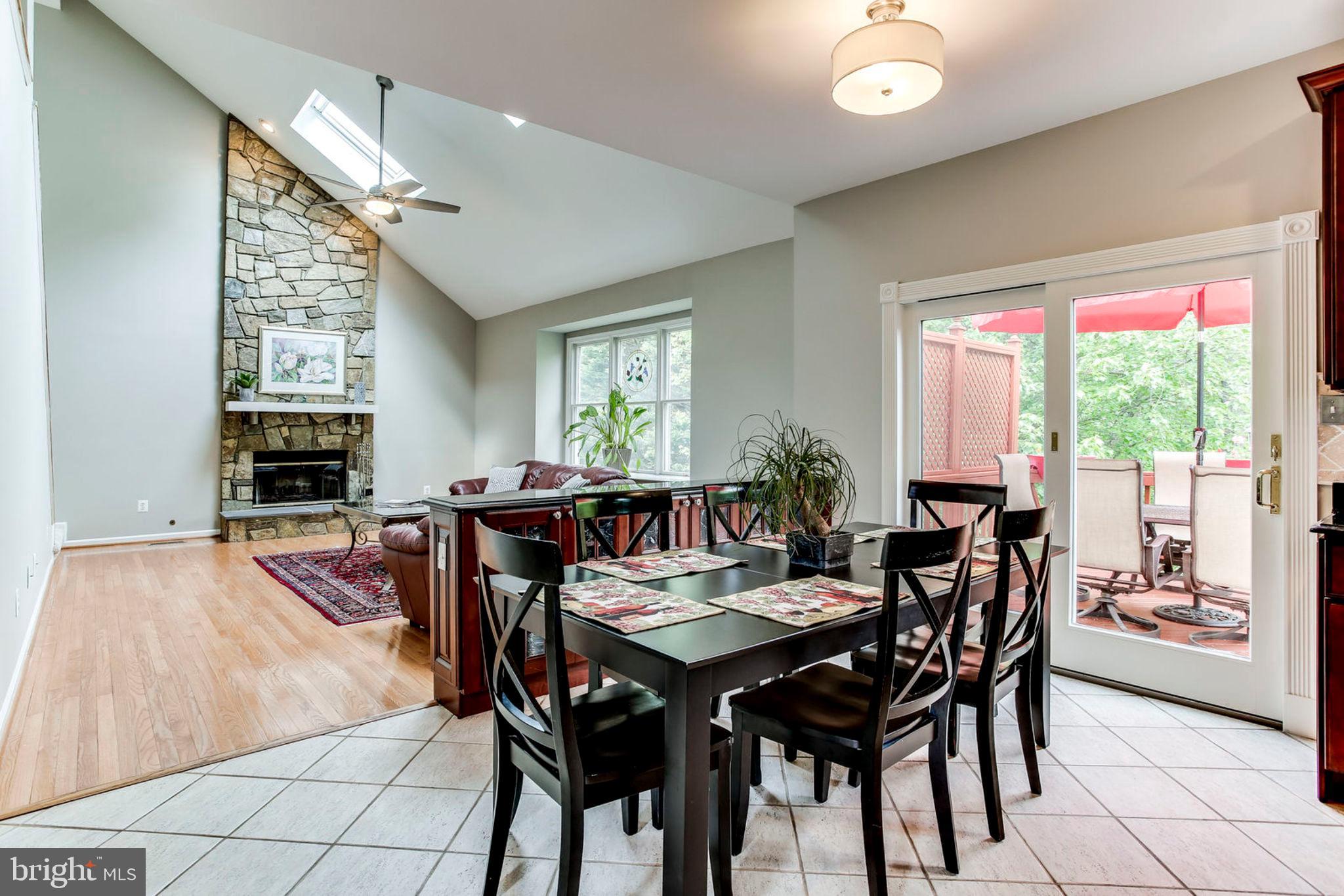 RIDGEGATE WOODS - Residential