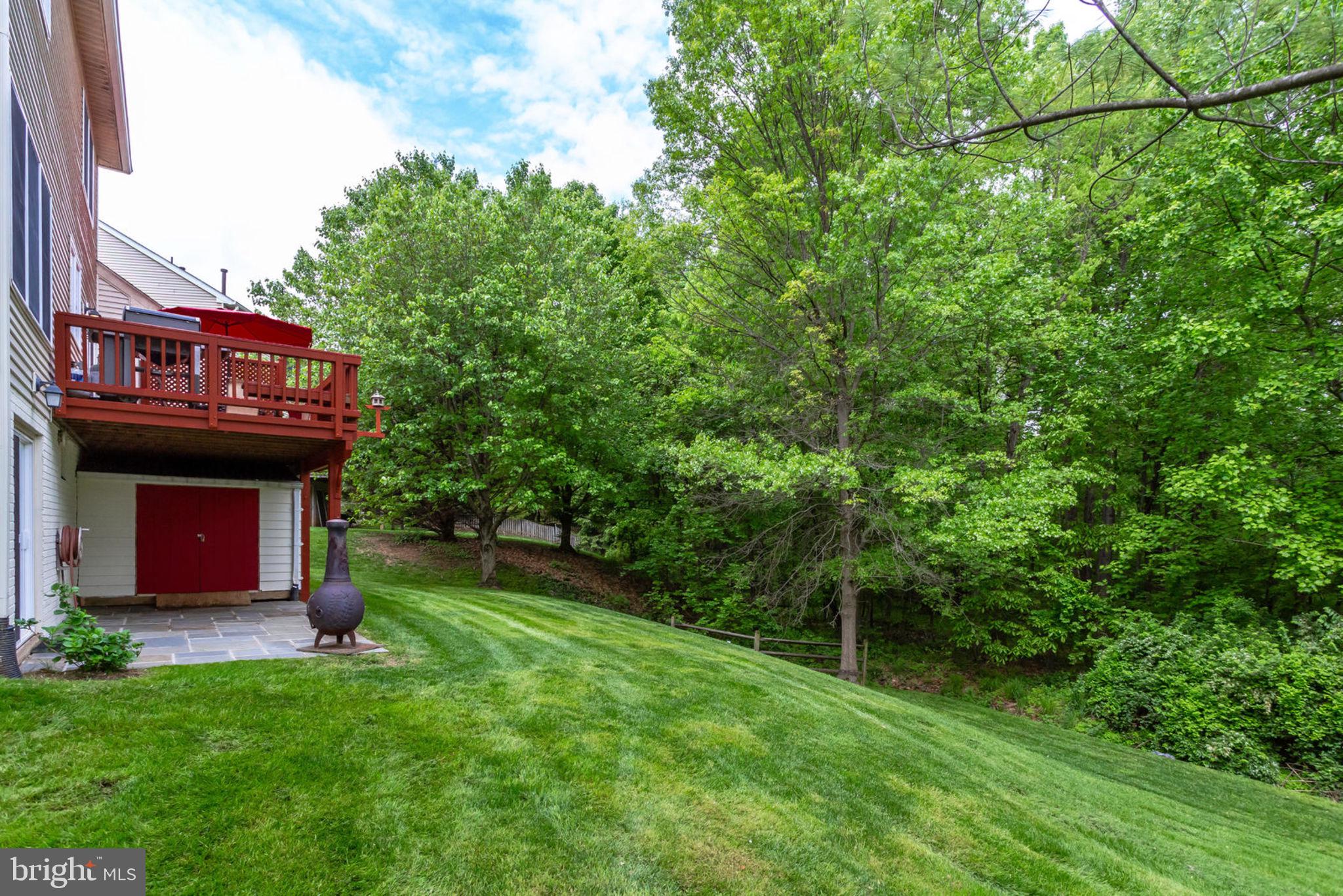 RIDGEGATE WOODS - Residential