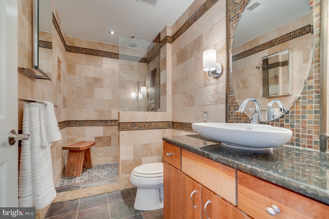 RIDGEGATE WOODS - Residential