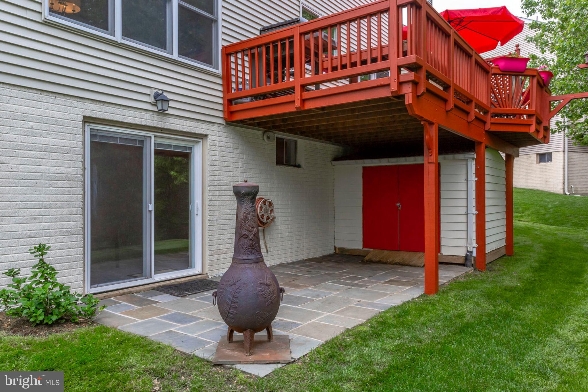 RIDGEGATE WOODS - Residential