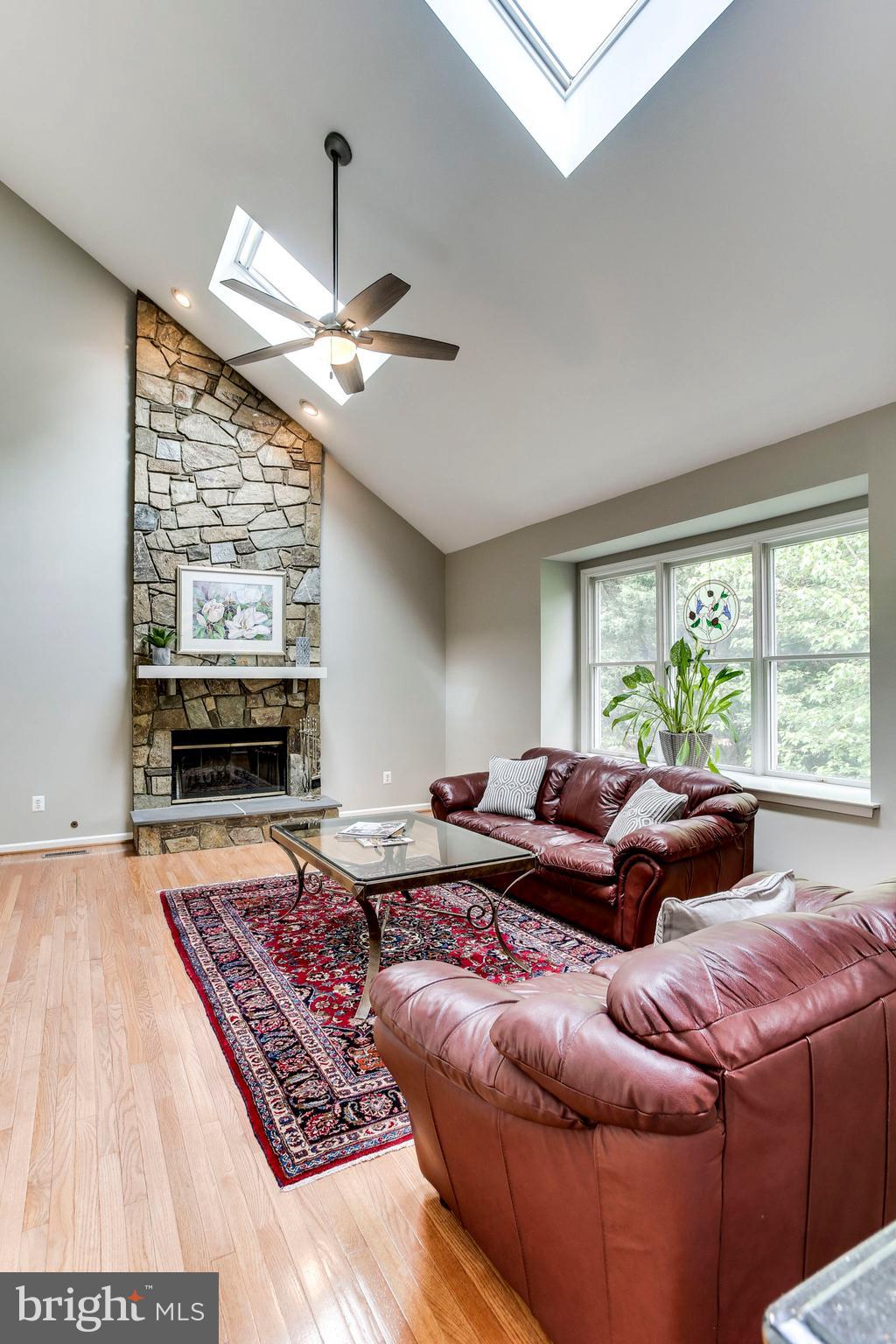 RIDGEGATE WOODS - Residential