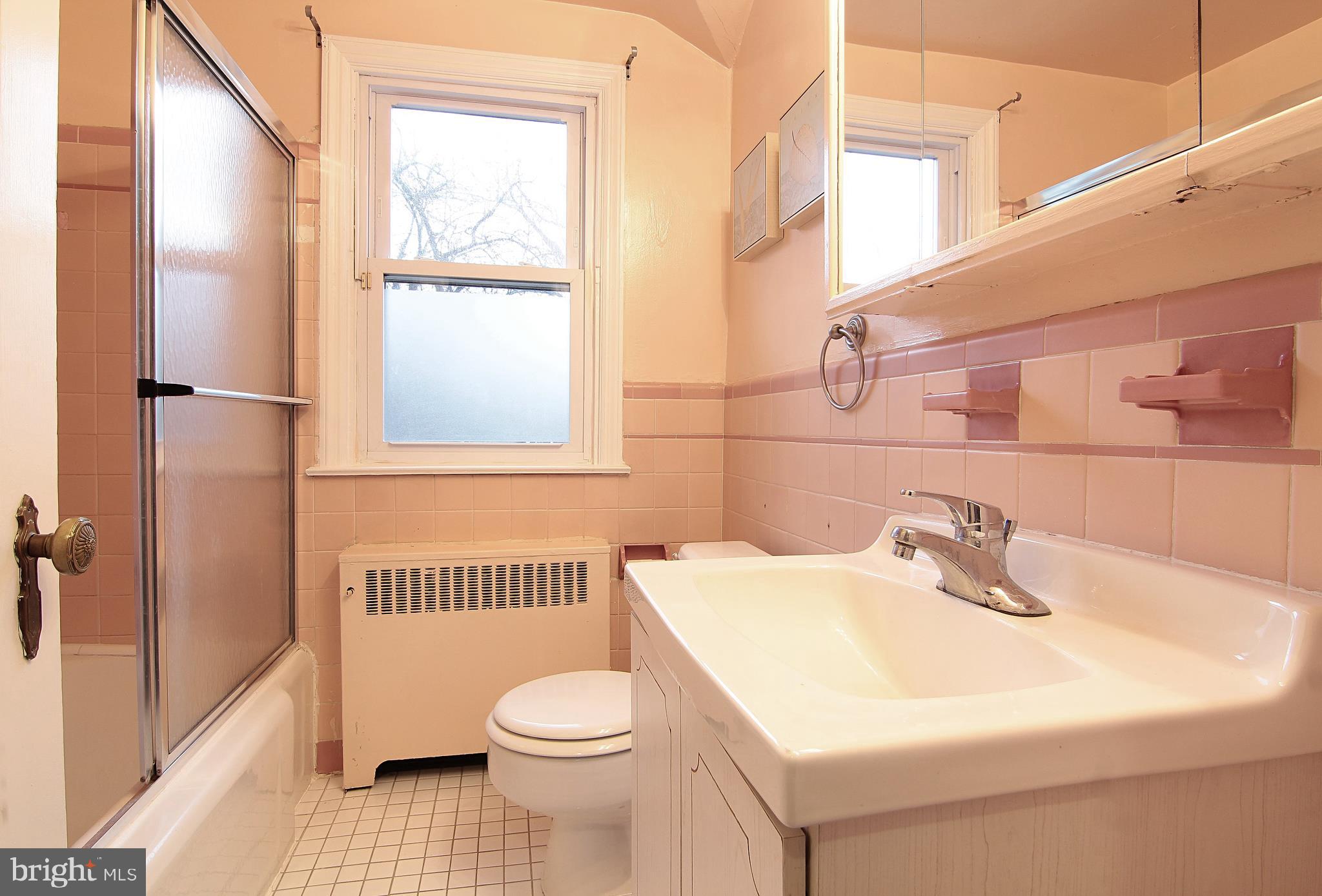 WYNNEWOOD VALLEY - Residential Lease