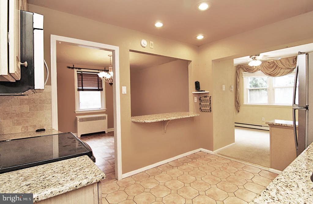 WYNNEWOOD VALLEY - Residential Lease