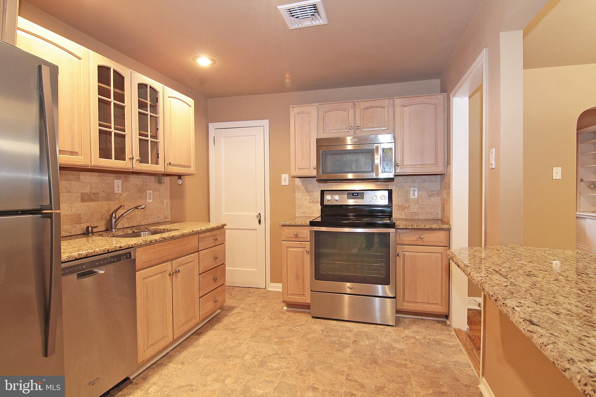WYNNEWOOD VALLEY - Residential Lease