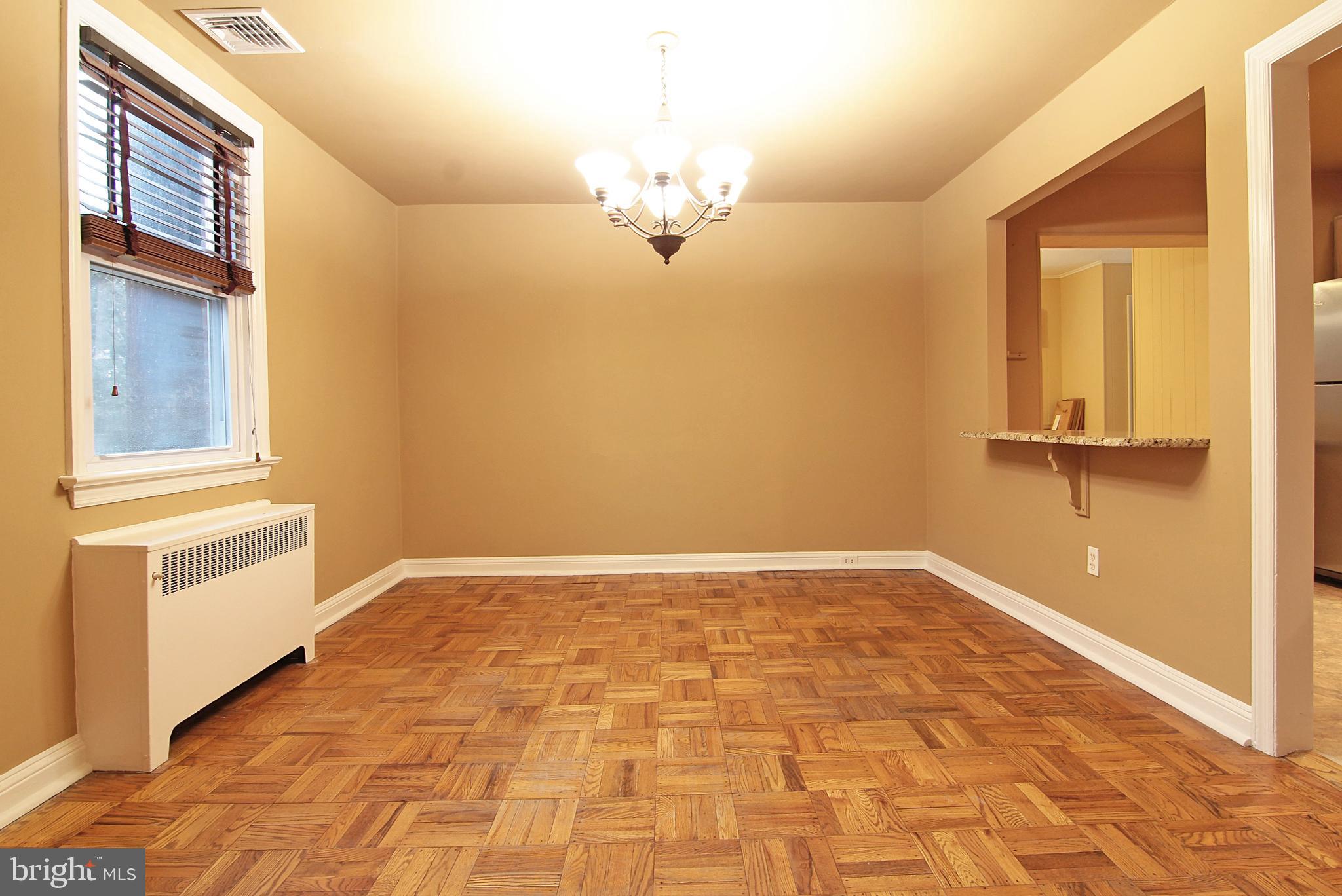 WYNNEWOOD VALLEY - Residential Lease