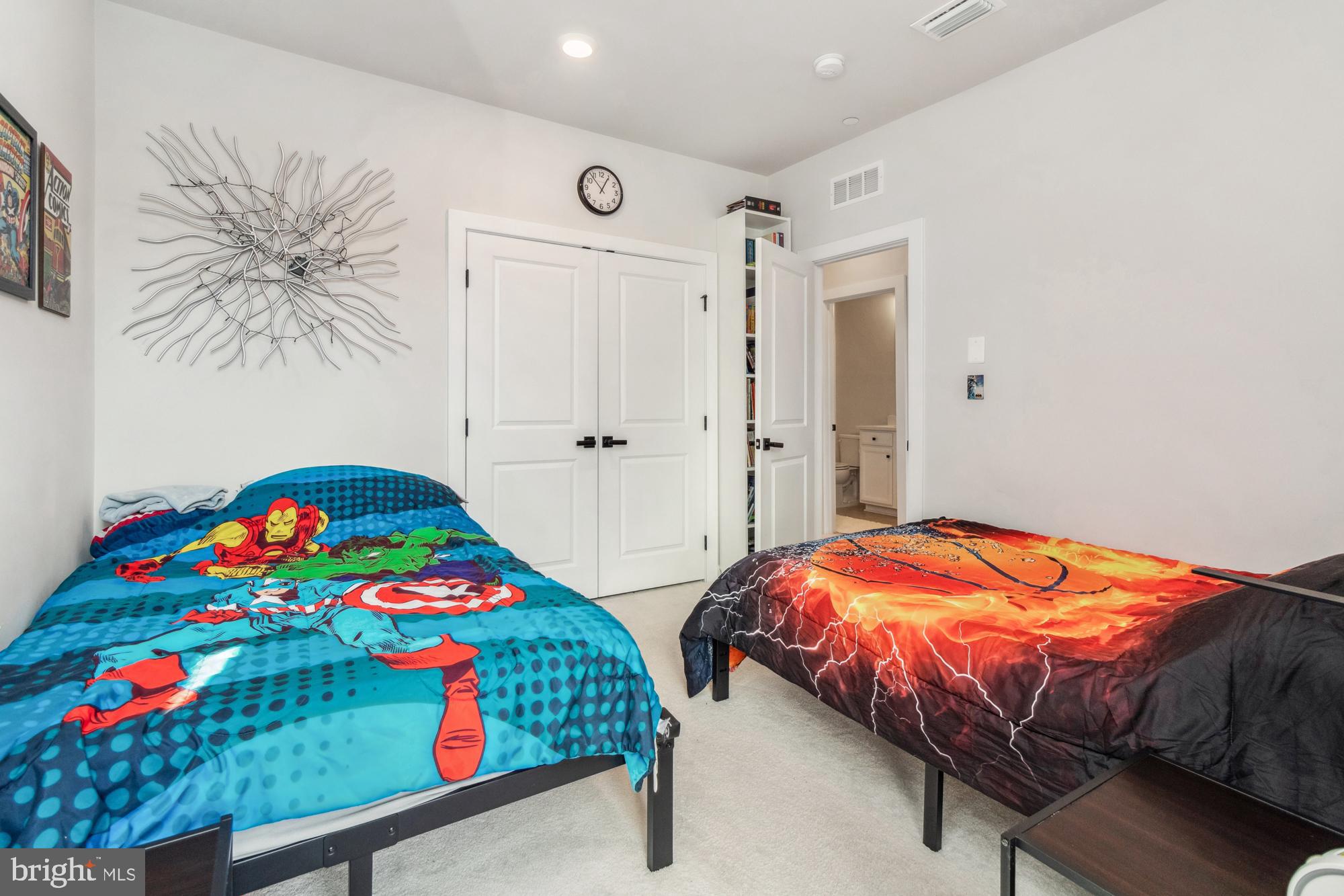 CEDAR CREEK - Residential