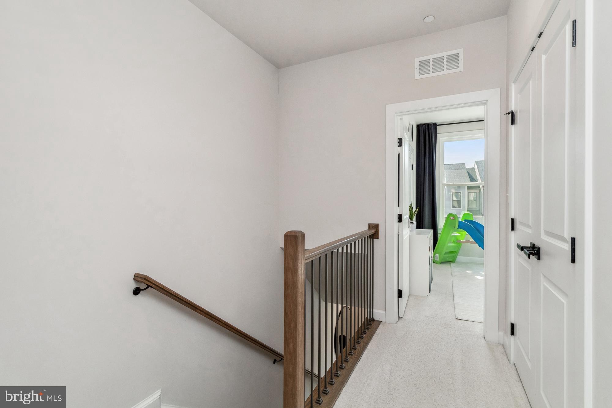 CEDAR CREEK - Residential