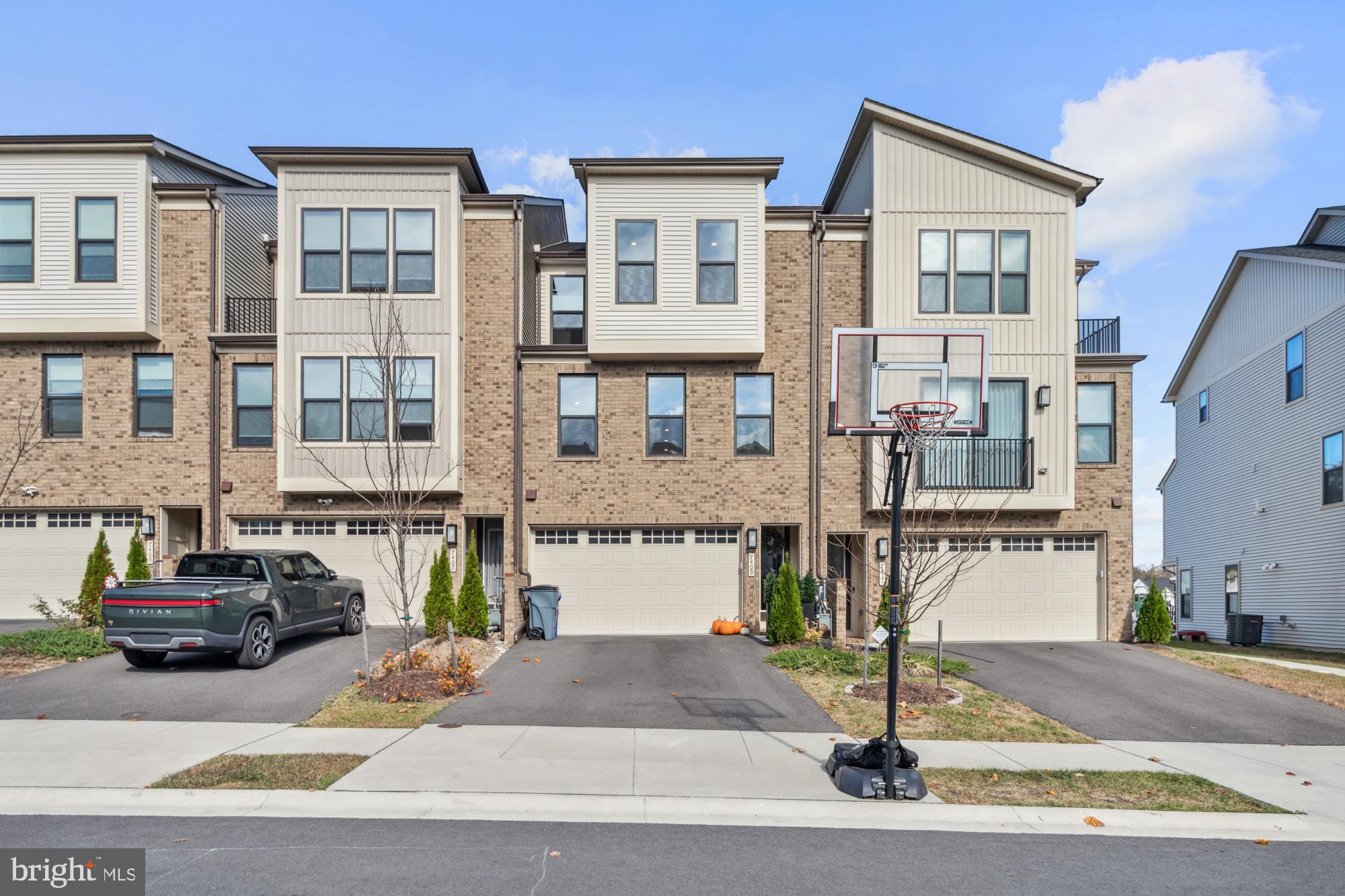 CEDAR CREEK - Residential