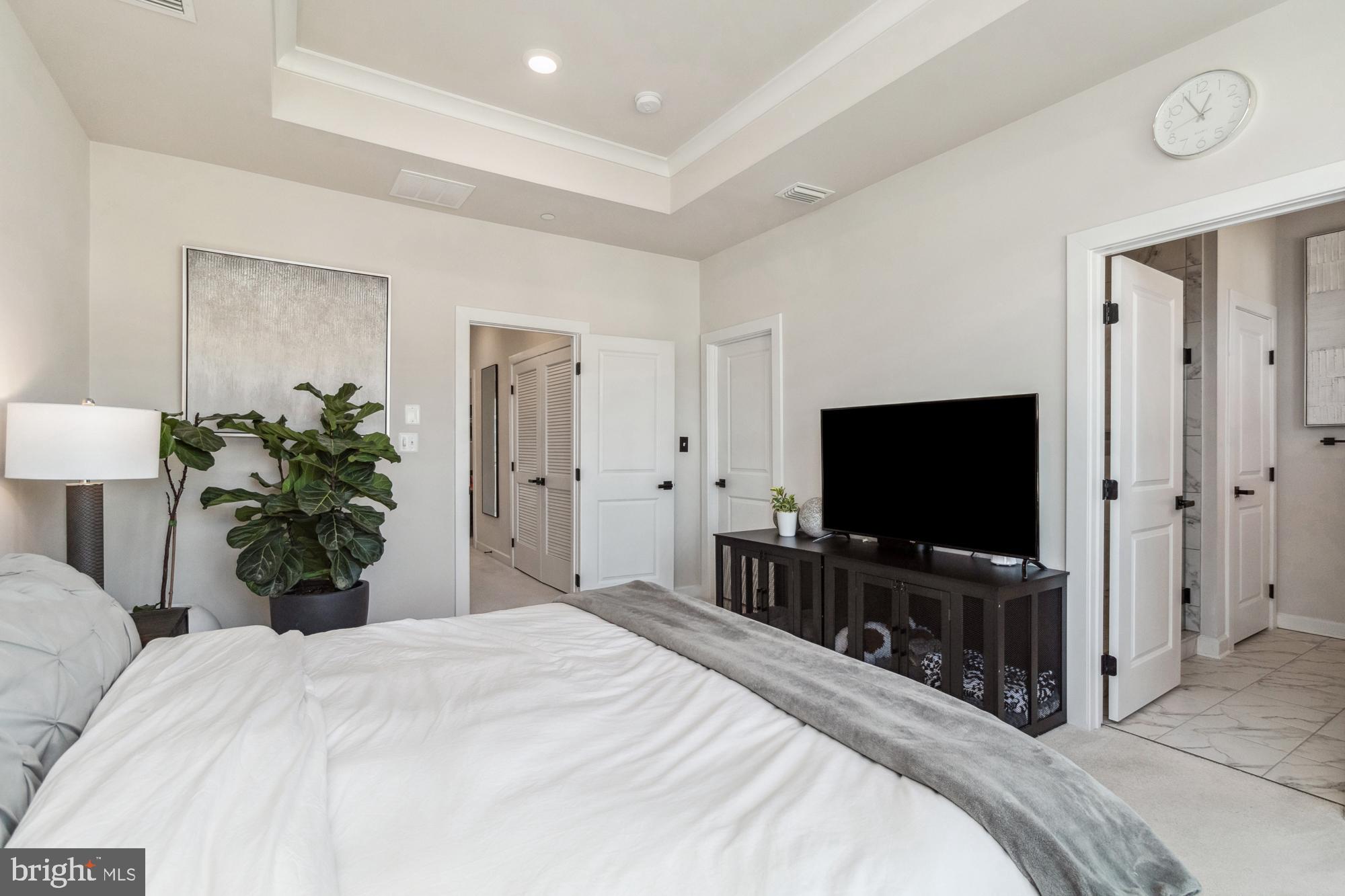 CEDAR CREEK - Residential