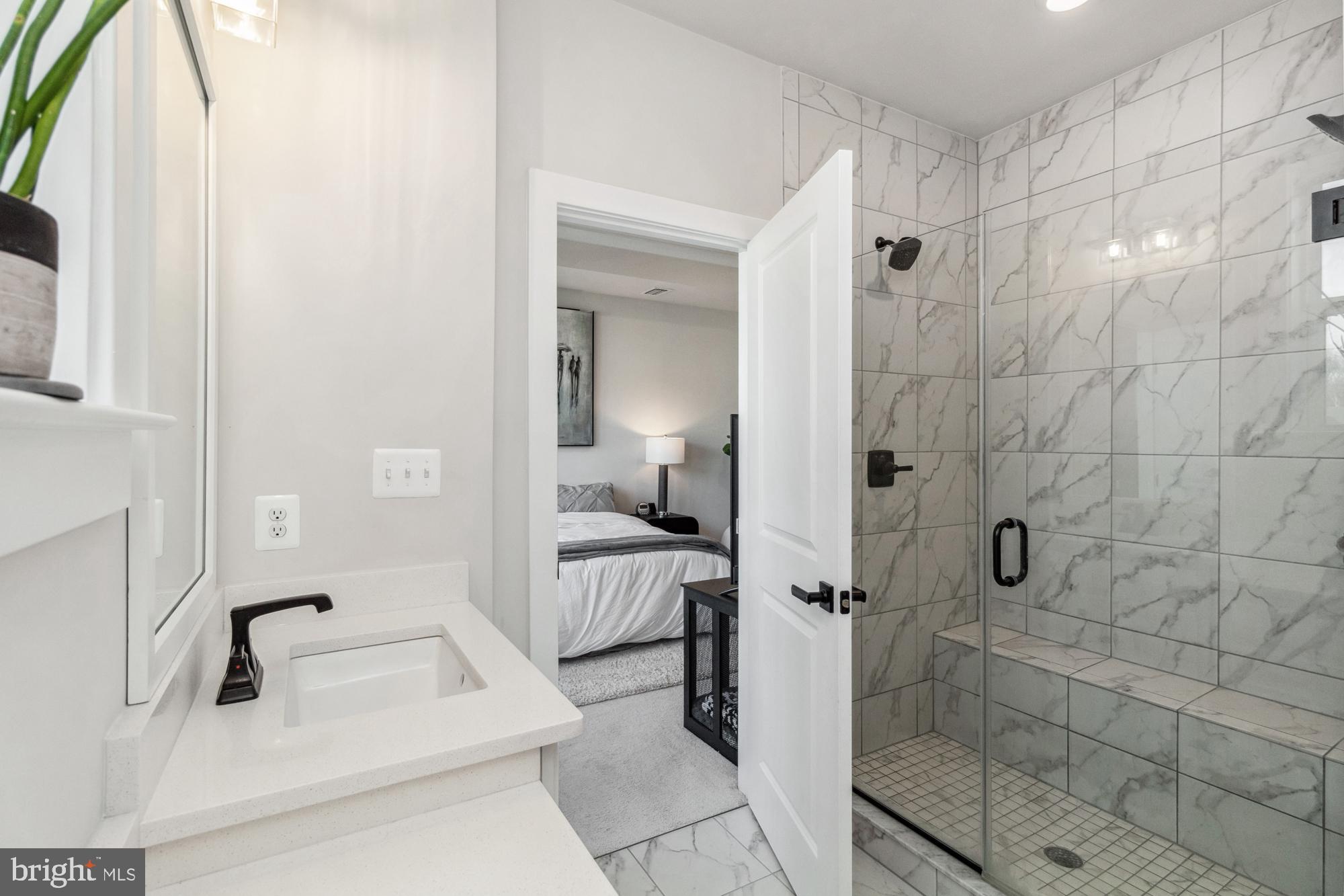 CEDAR CREEK - Residential