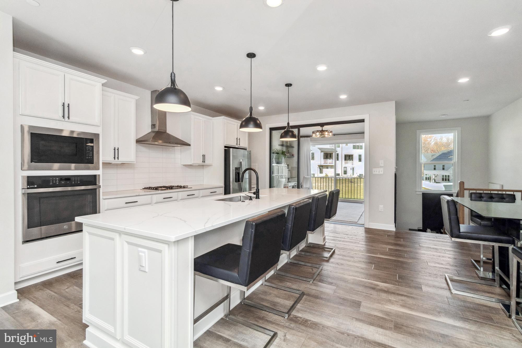 CEDAR CREEK - Residential