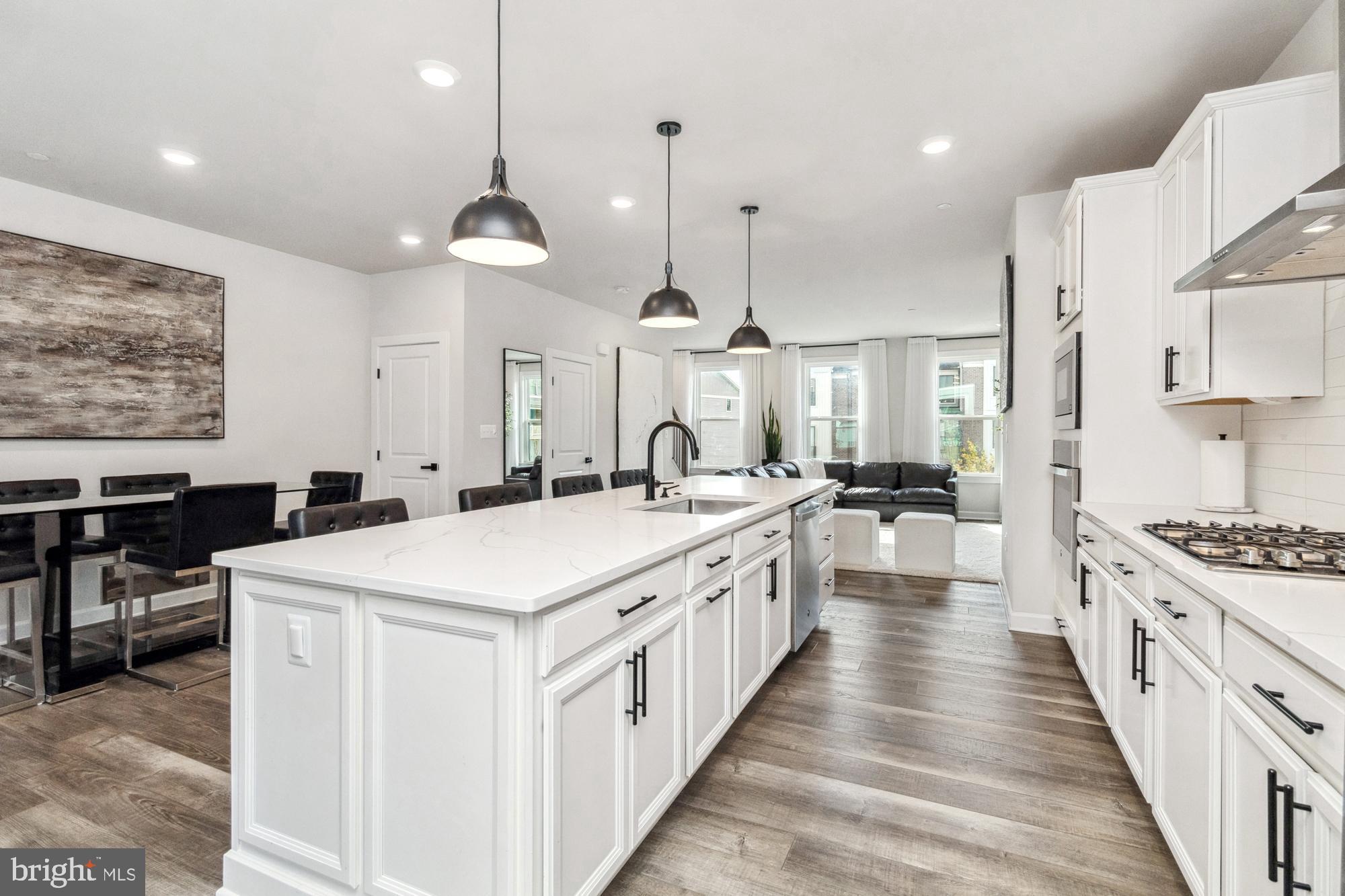 CEDAR CREEK - Residential