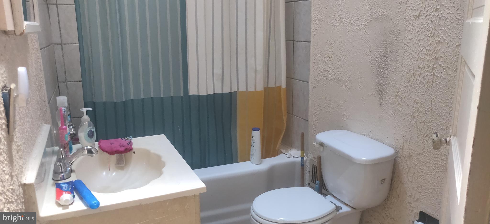 PHILADELPHIA (SOUTHWEST) - Residential