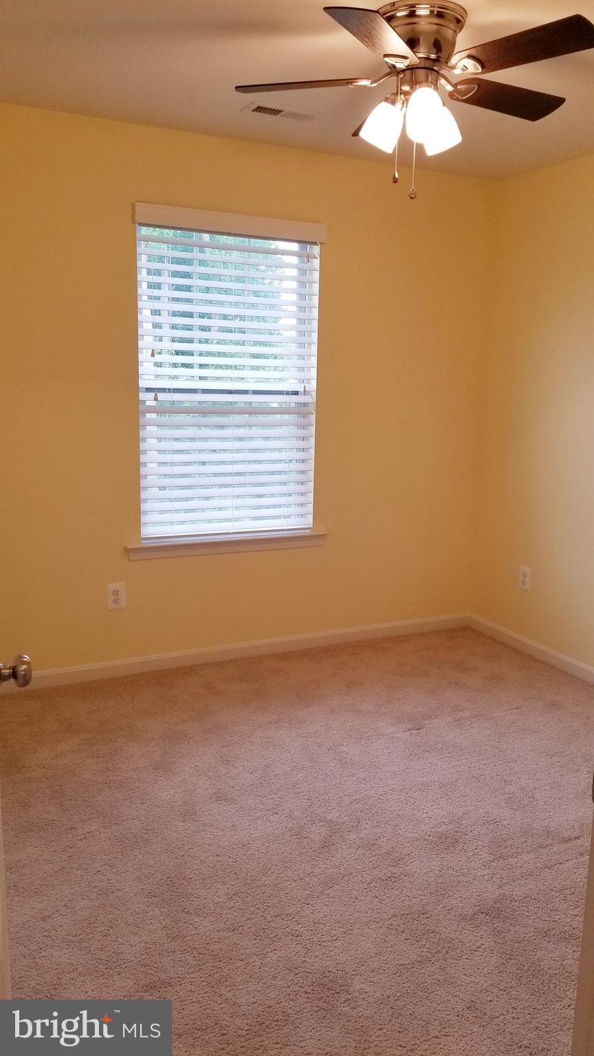 PRINCE FREDERICK CROSSING - Residential Lease