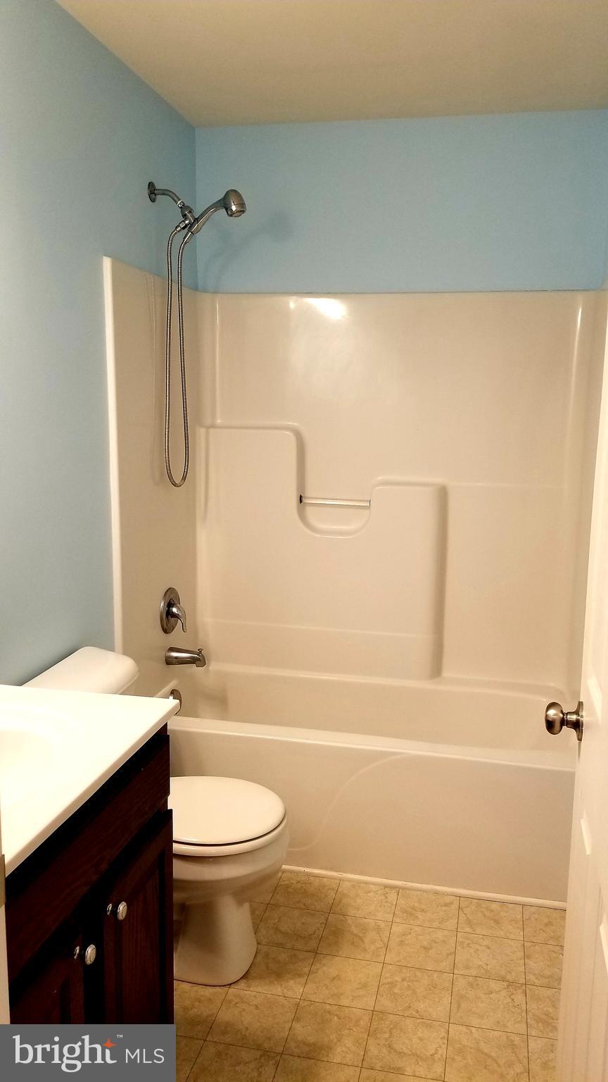 PRINCE FREDERICK CROSSING - Residential Lease