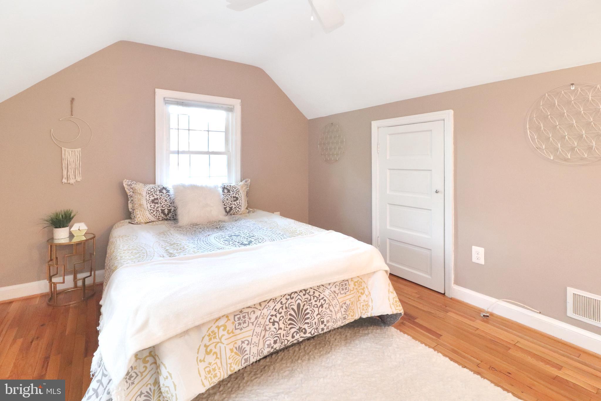 MASON TERRACE - Residential