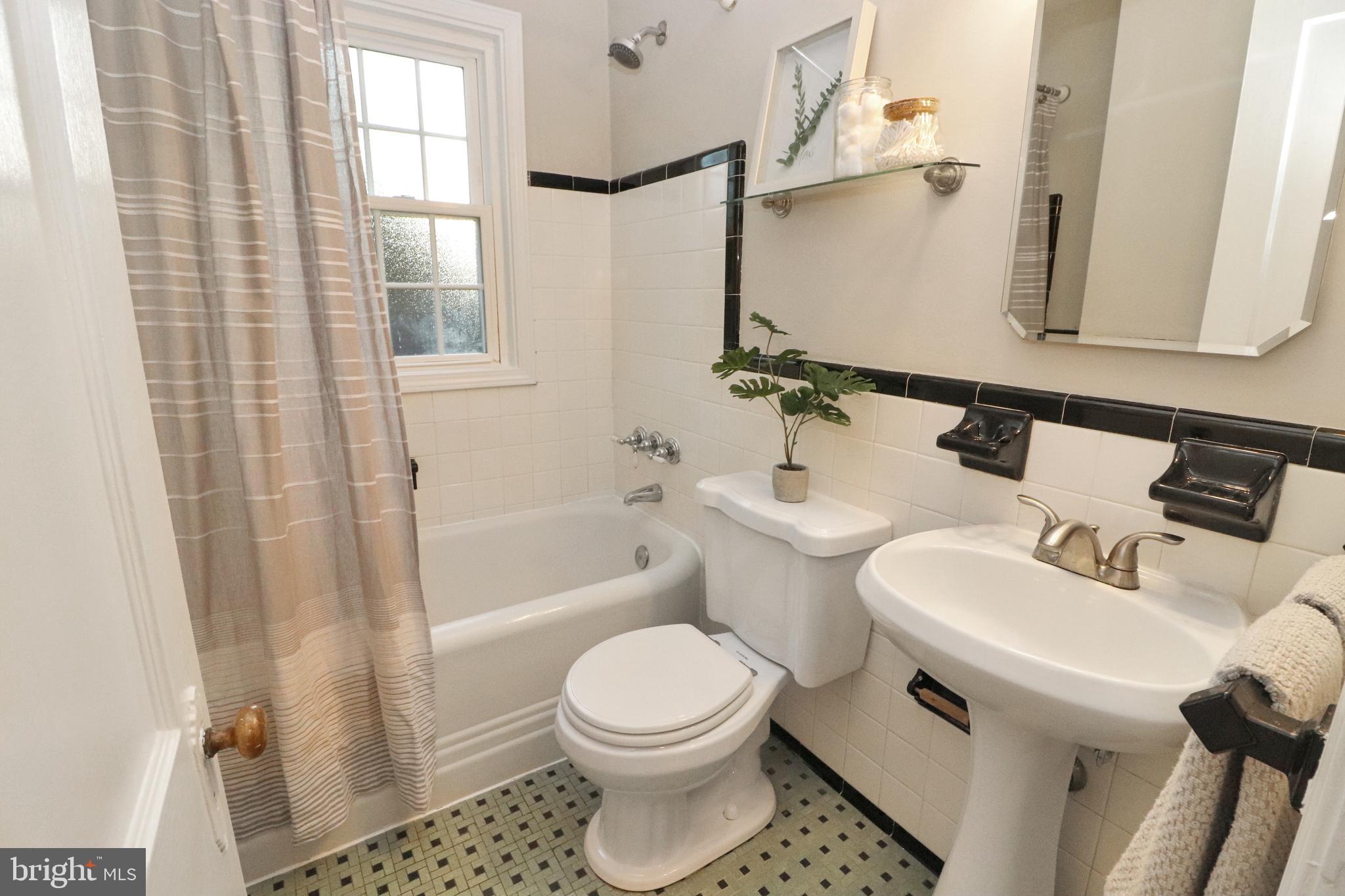 MASON TERRACE - Residential