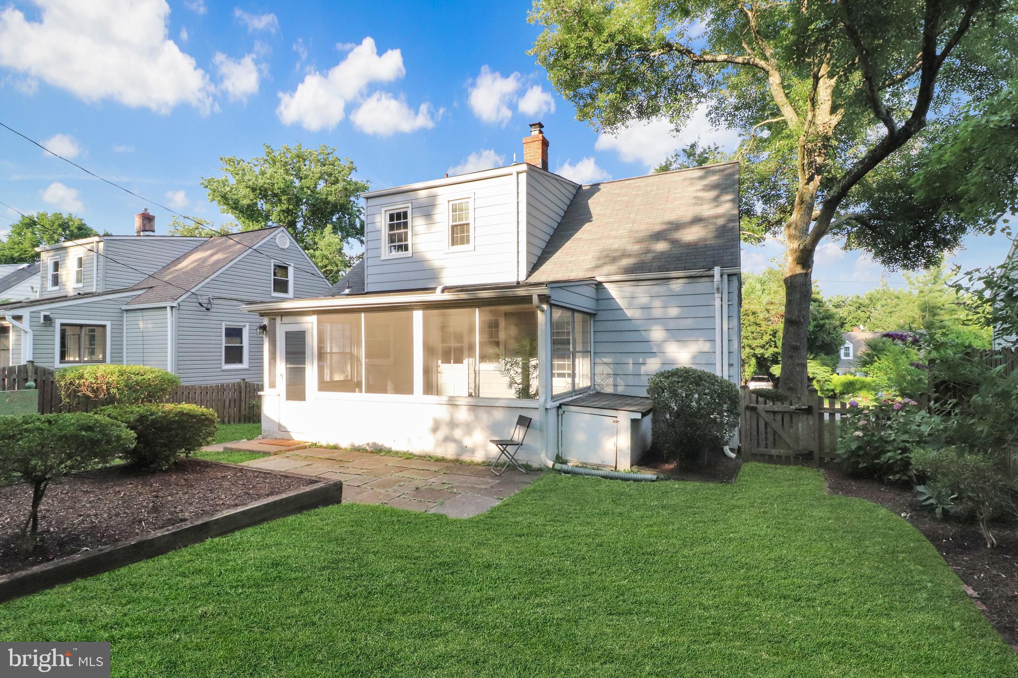 MASON TERRACE - Residential