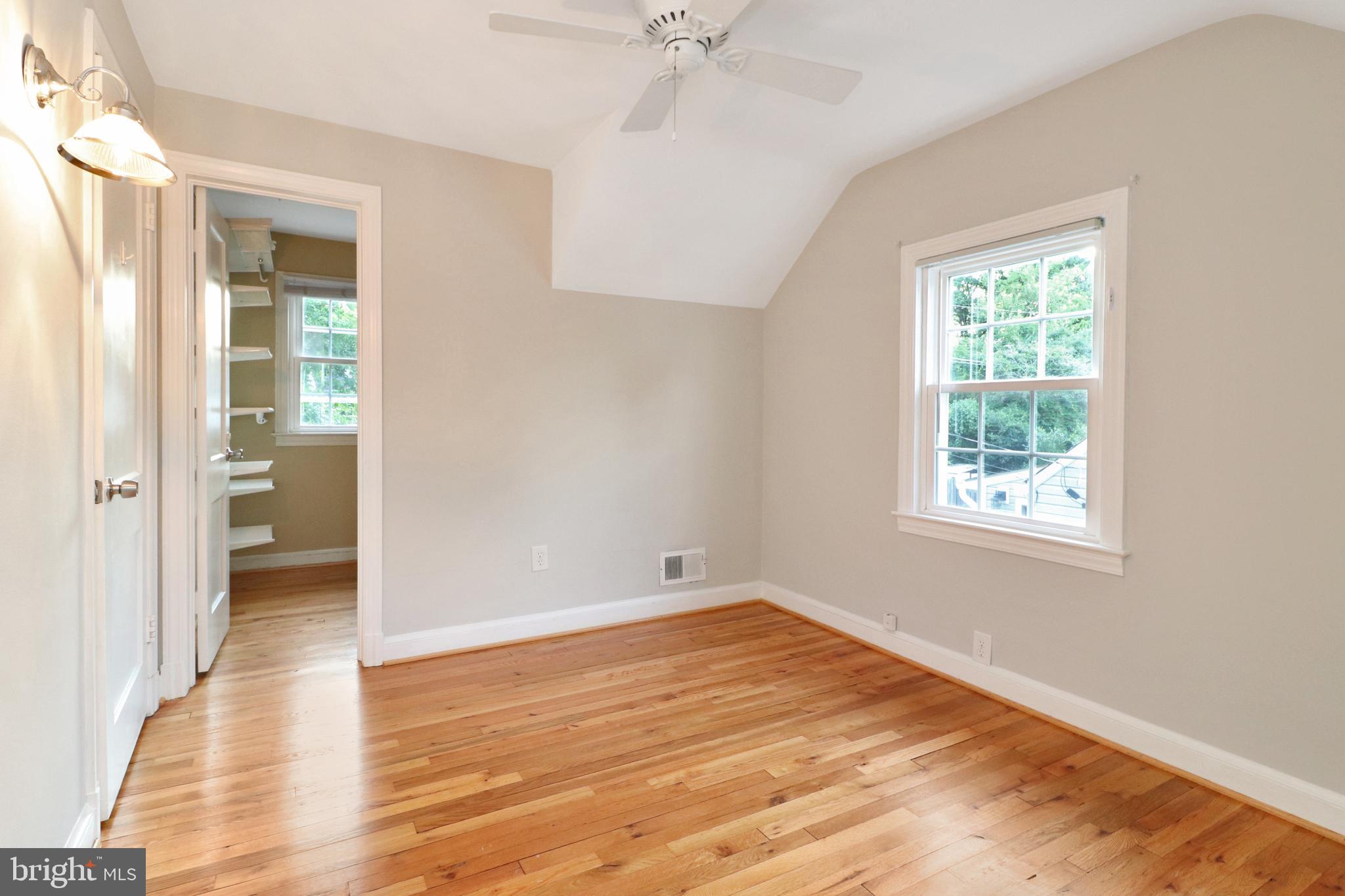 MASON TERRACE - Residential