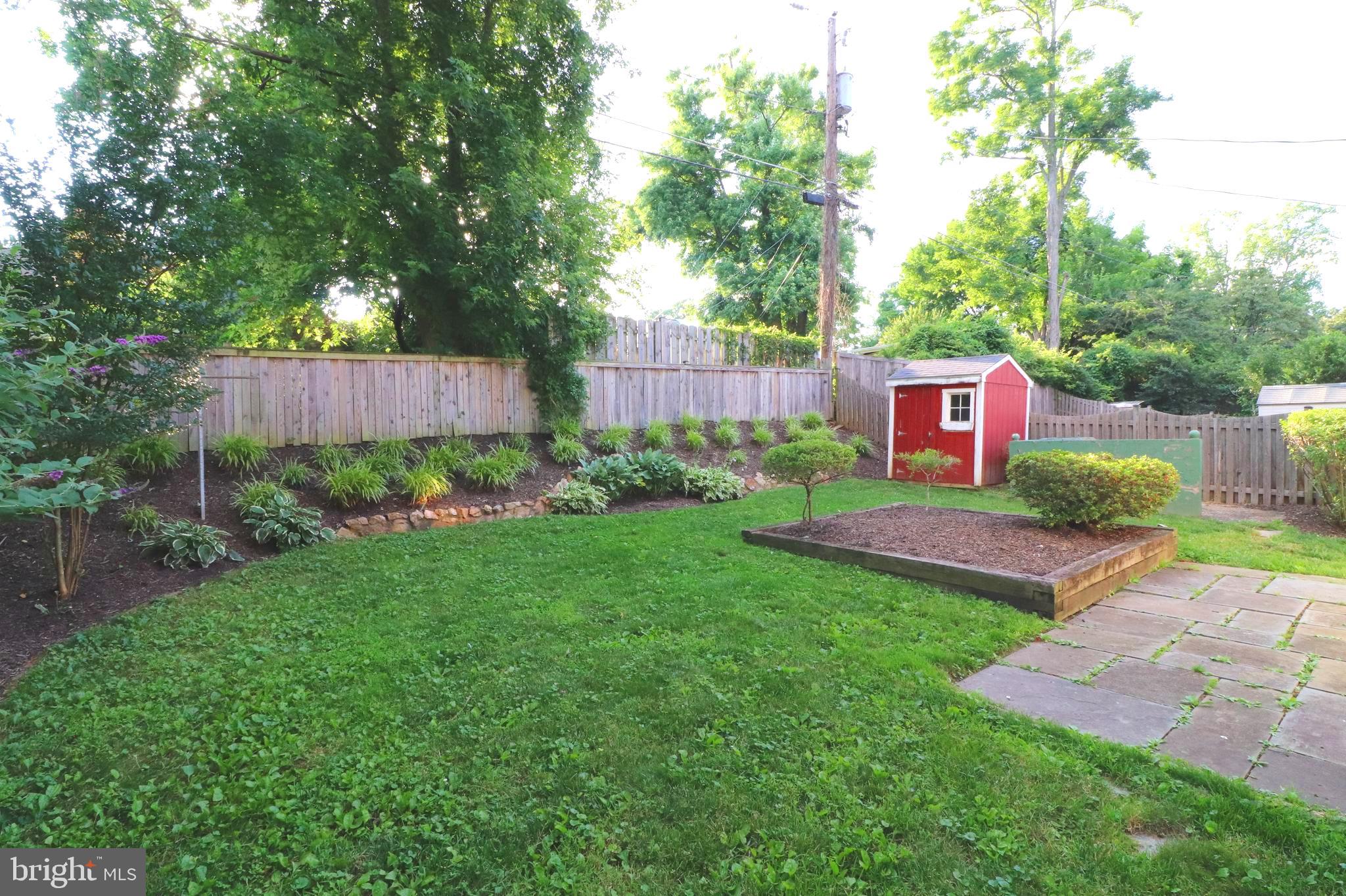 MASON TERRACE - Residential