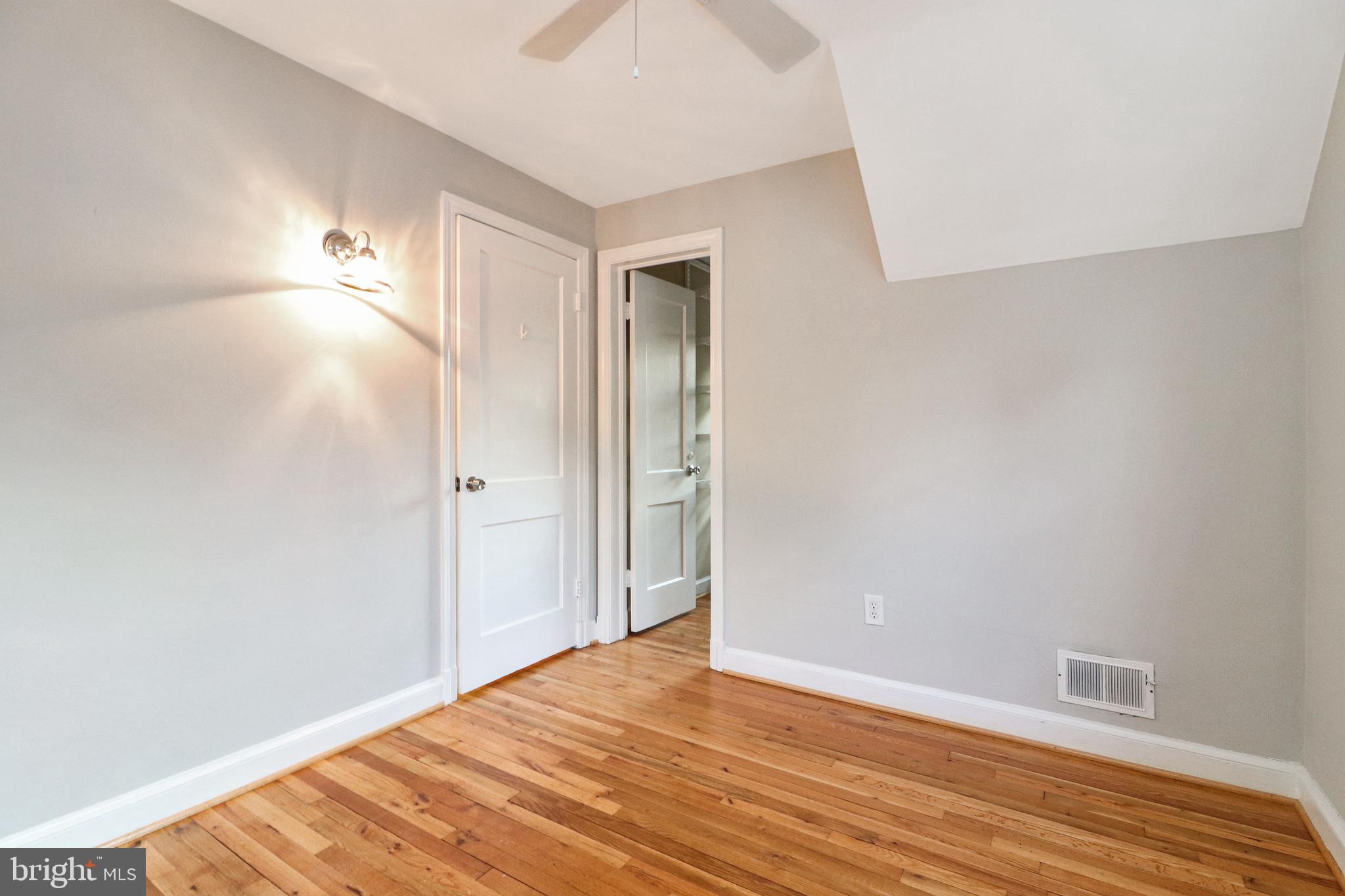 MASON TERRACE - Residential