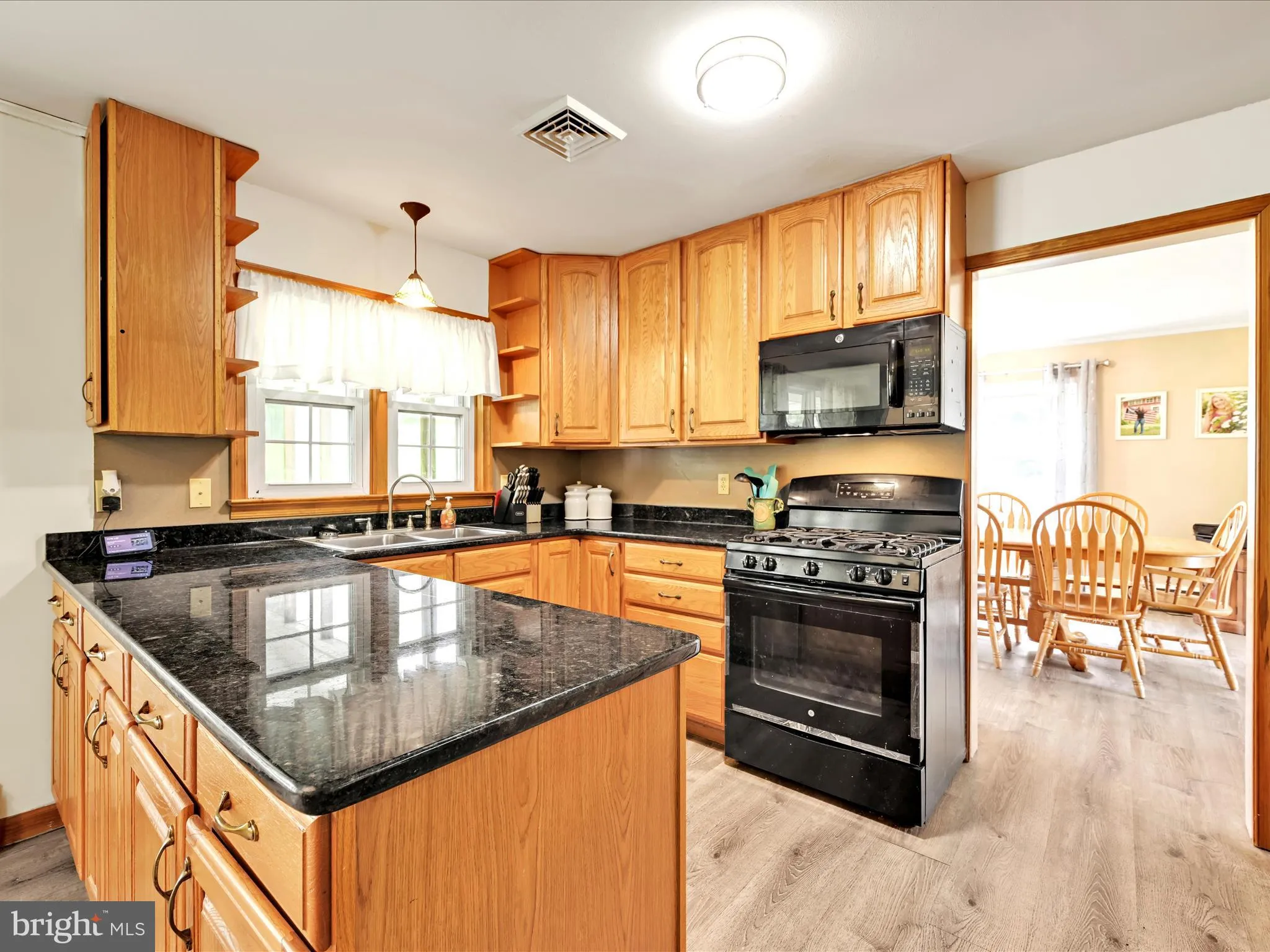 Port Carbon, Pennsylvania 17965, United States, 3 Bedrooms Bedrooms, ,3 BathroomsBathrooms,Residential,Active,167130