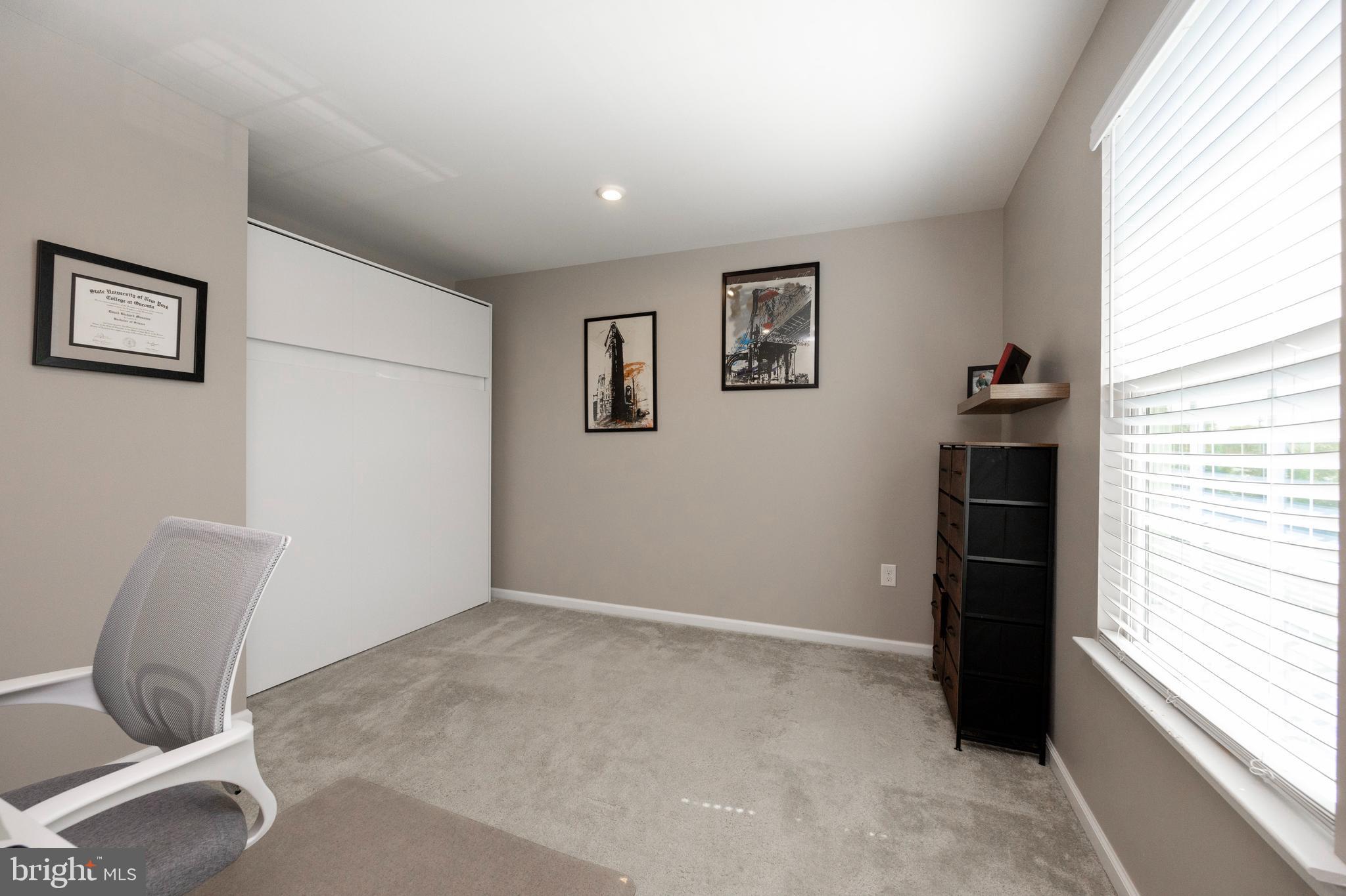 HANOVER POINTE - Residential