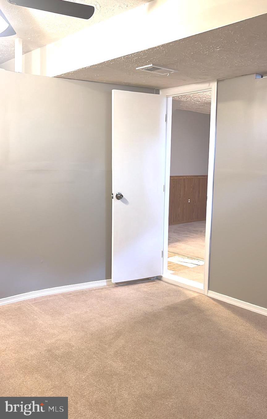 FREDERICKTOWNE VILLAGE - Residential Lease