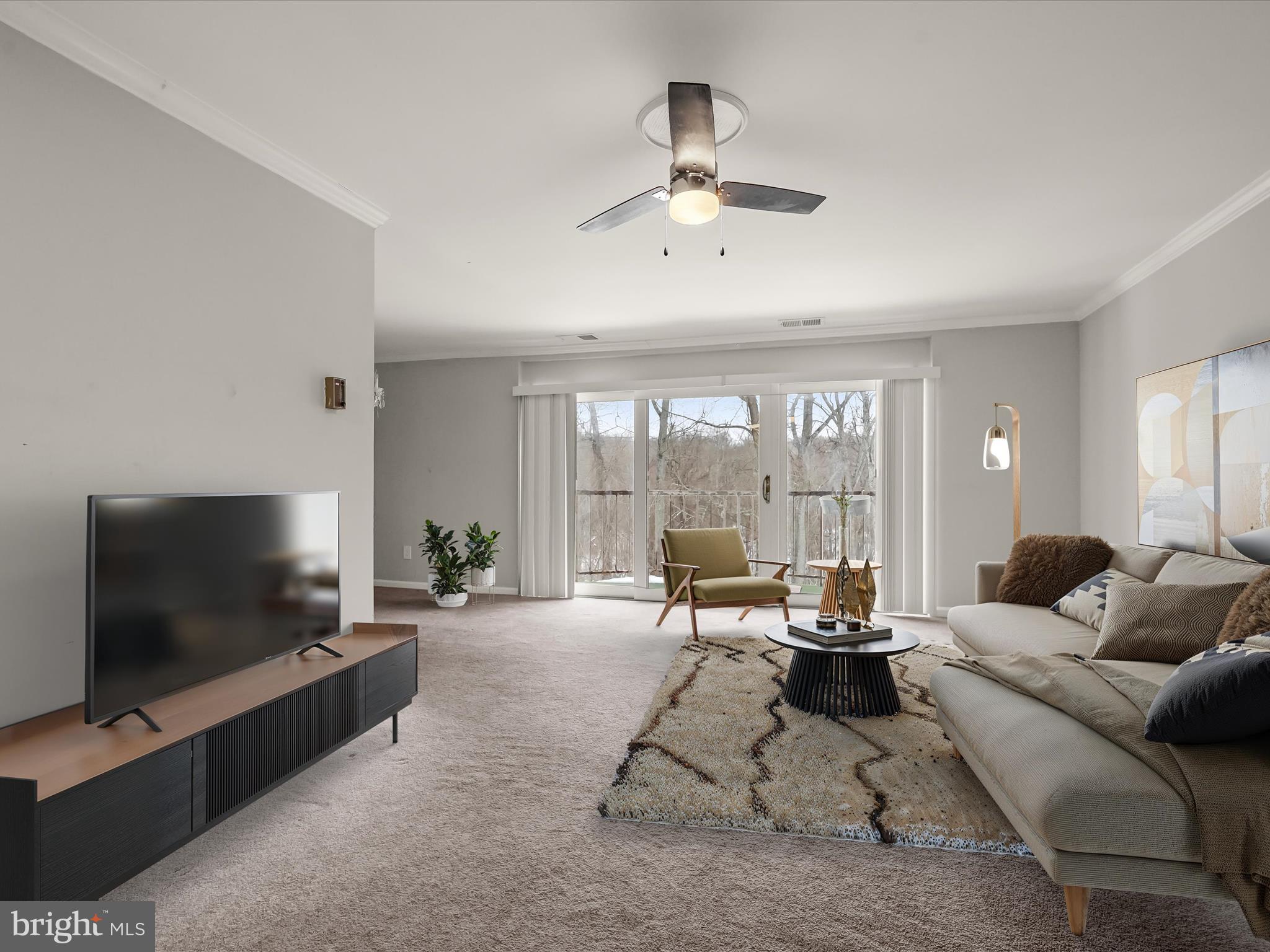HUNTLEY SQUARE CONDOMINIUMS - Residential