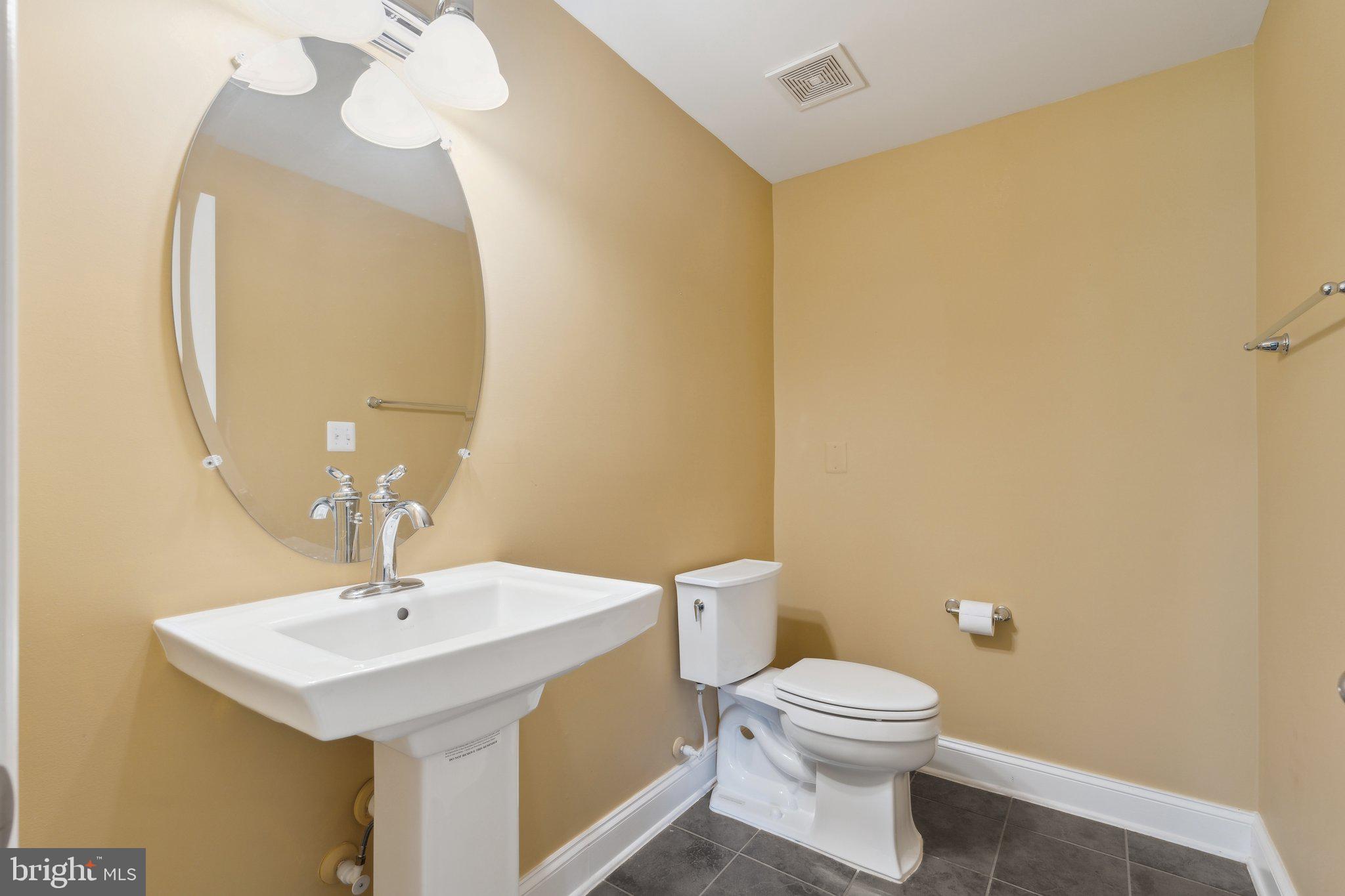 WILLOWSFORD - Residential Lease