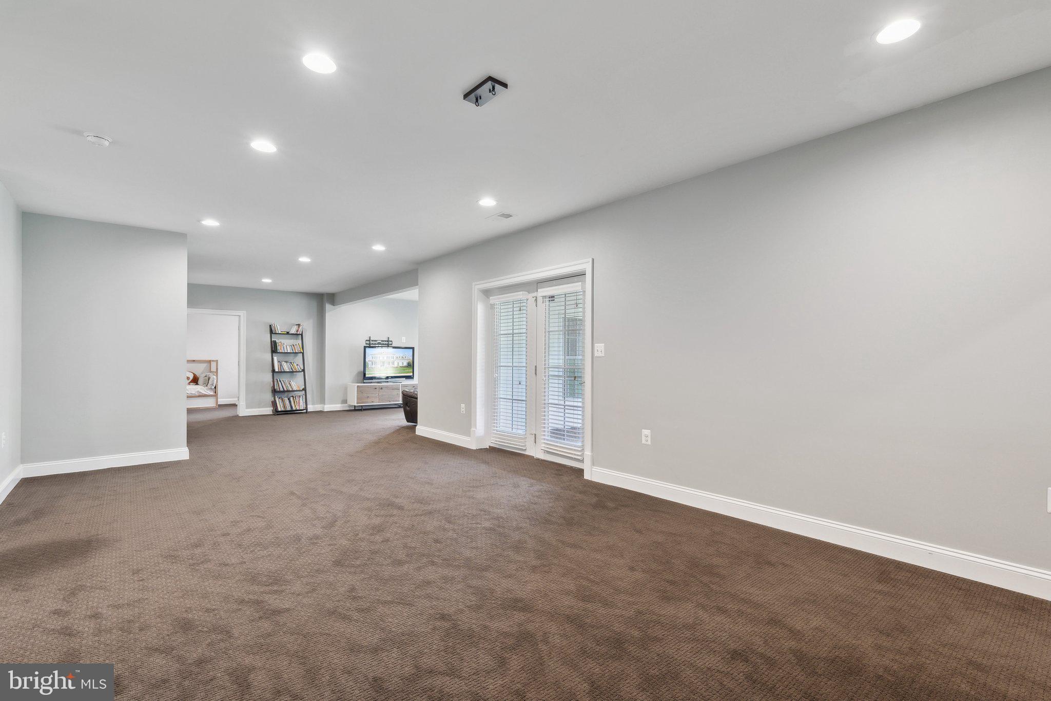 WILLOWSFORD - Residential Lease