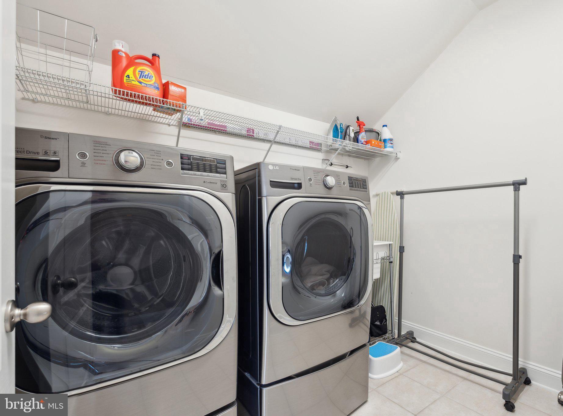 WILLOWSFORD - Residential Lease