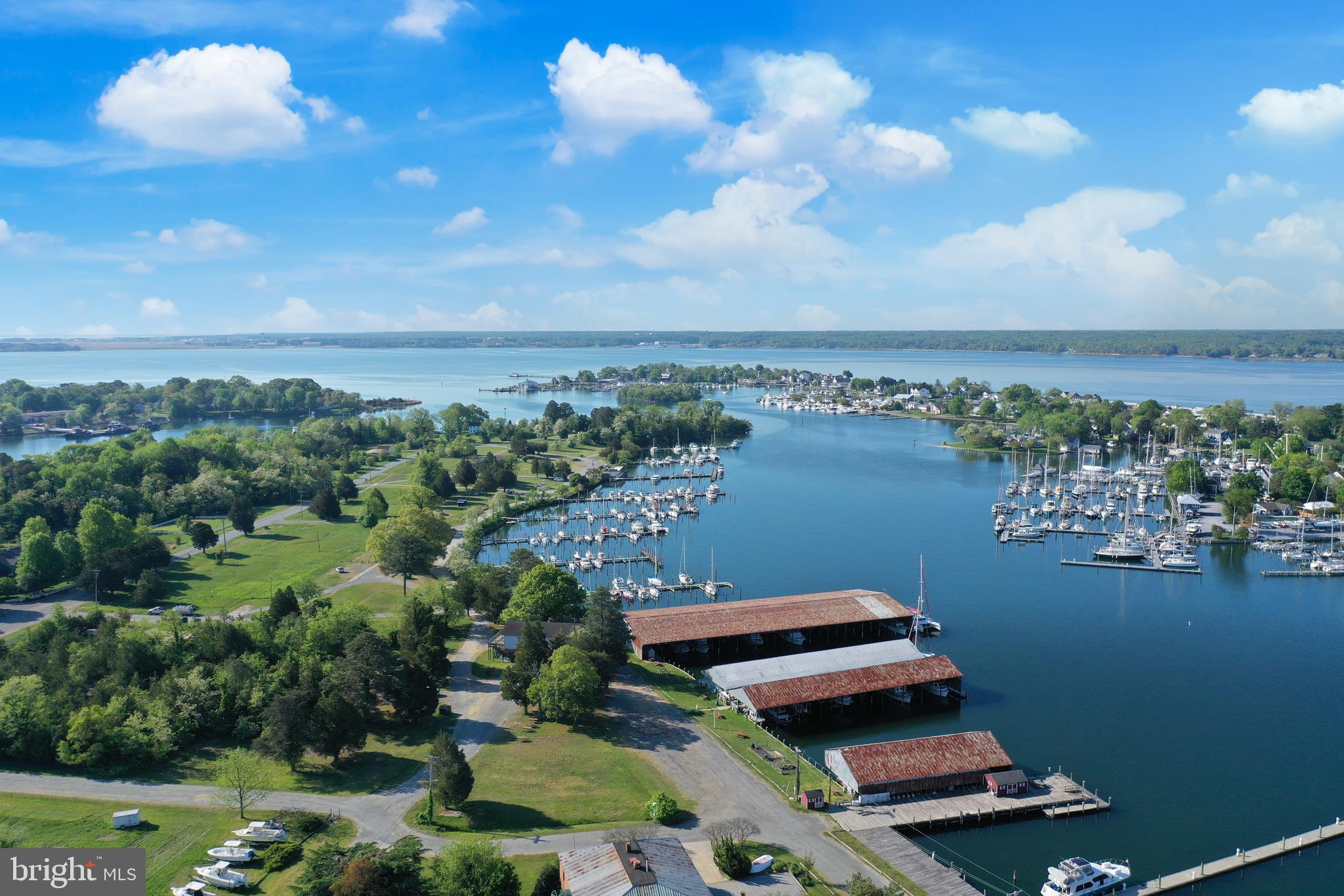 THE HARBOURS AT SOLOMONS ISLAND - Residential
