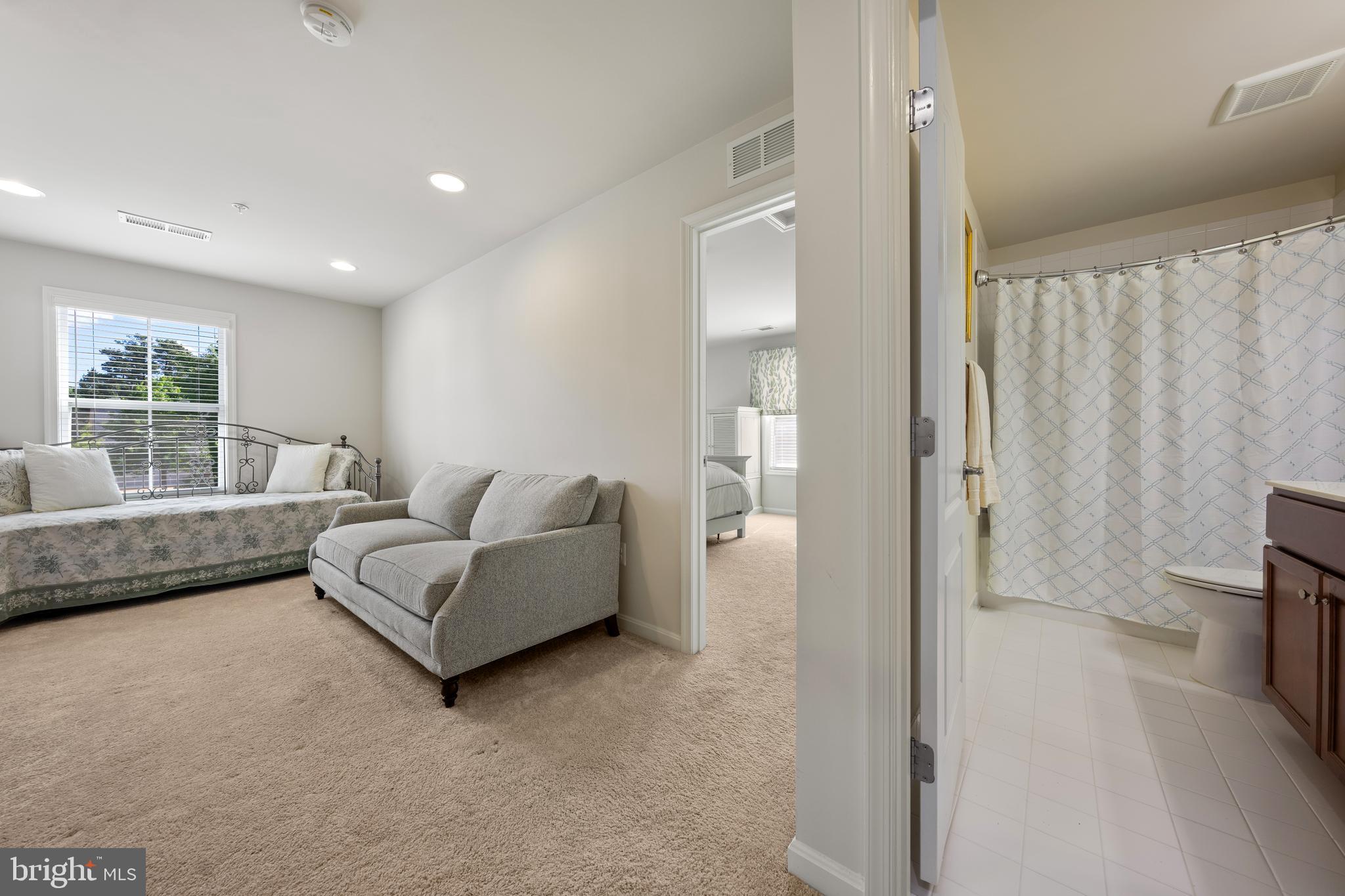 THE HARBOURS AT SOLOMONS ISLAND - Residential