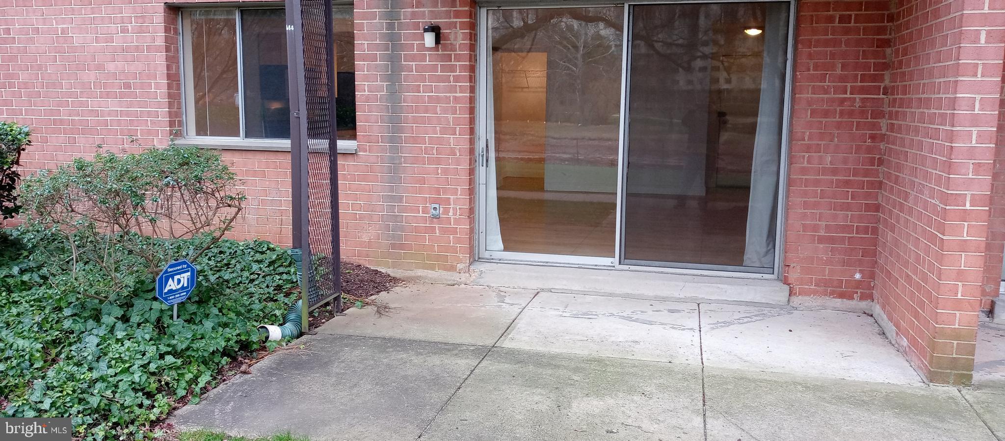 GROSVENOR PARK - Residential Lease