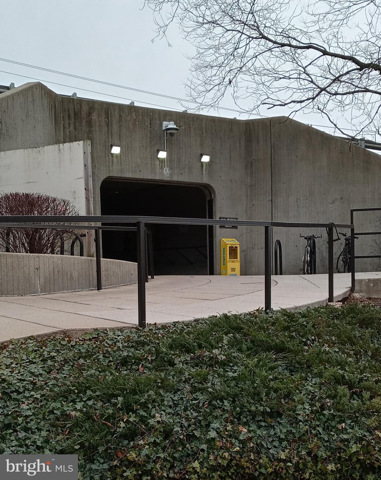 GROSVENOR PARK - Residential Lease