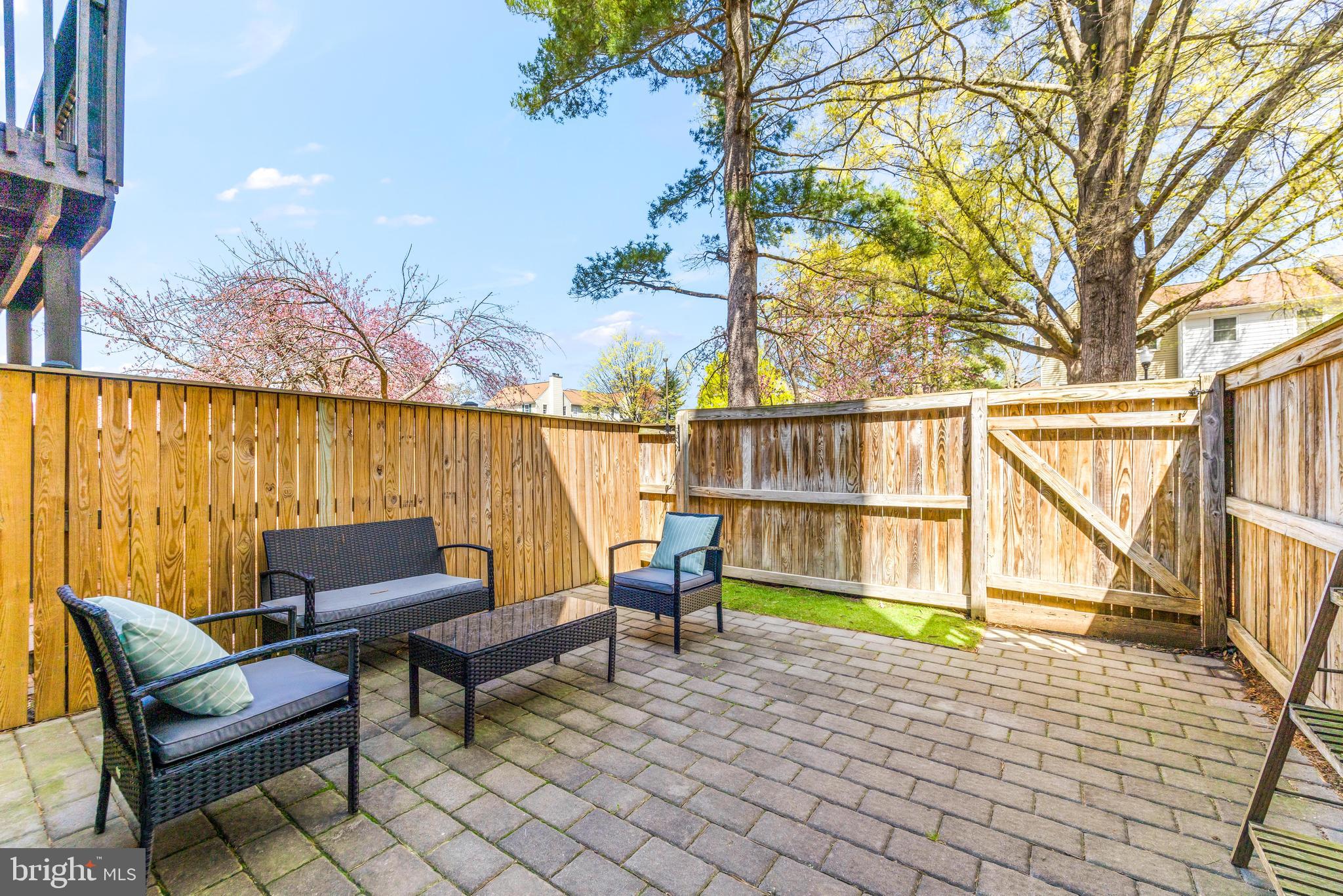 CROFTON MEWS CONDO - Residential