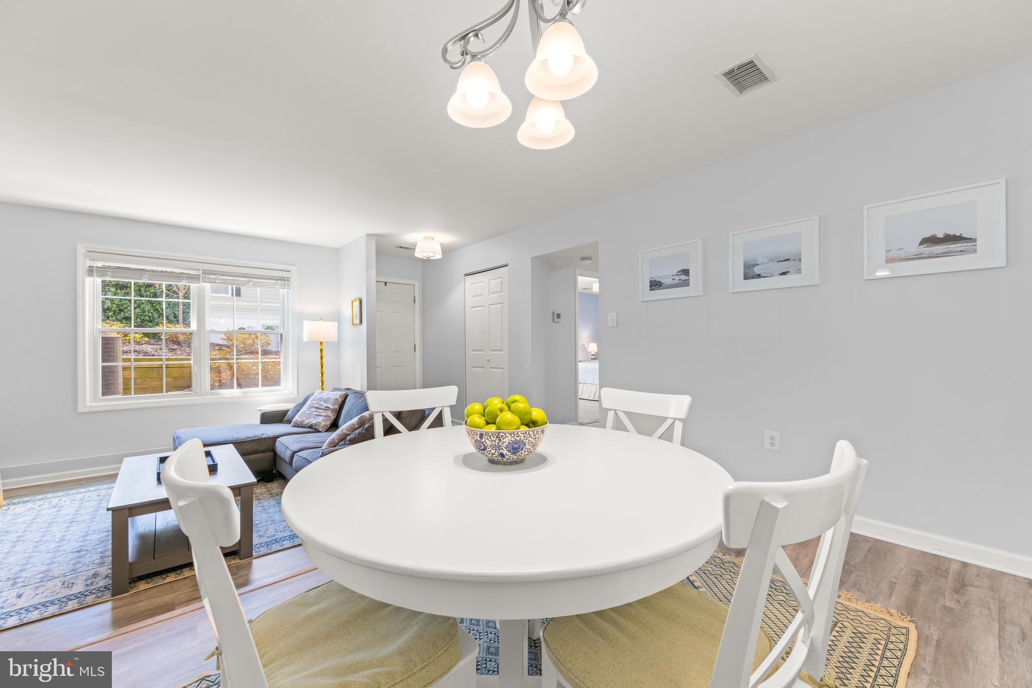 CROFTON MEWS CONDO - Residential