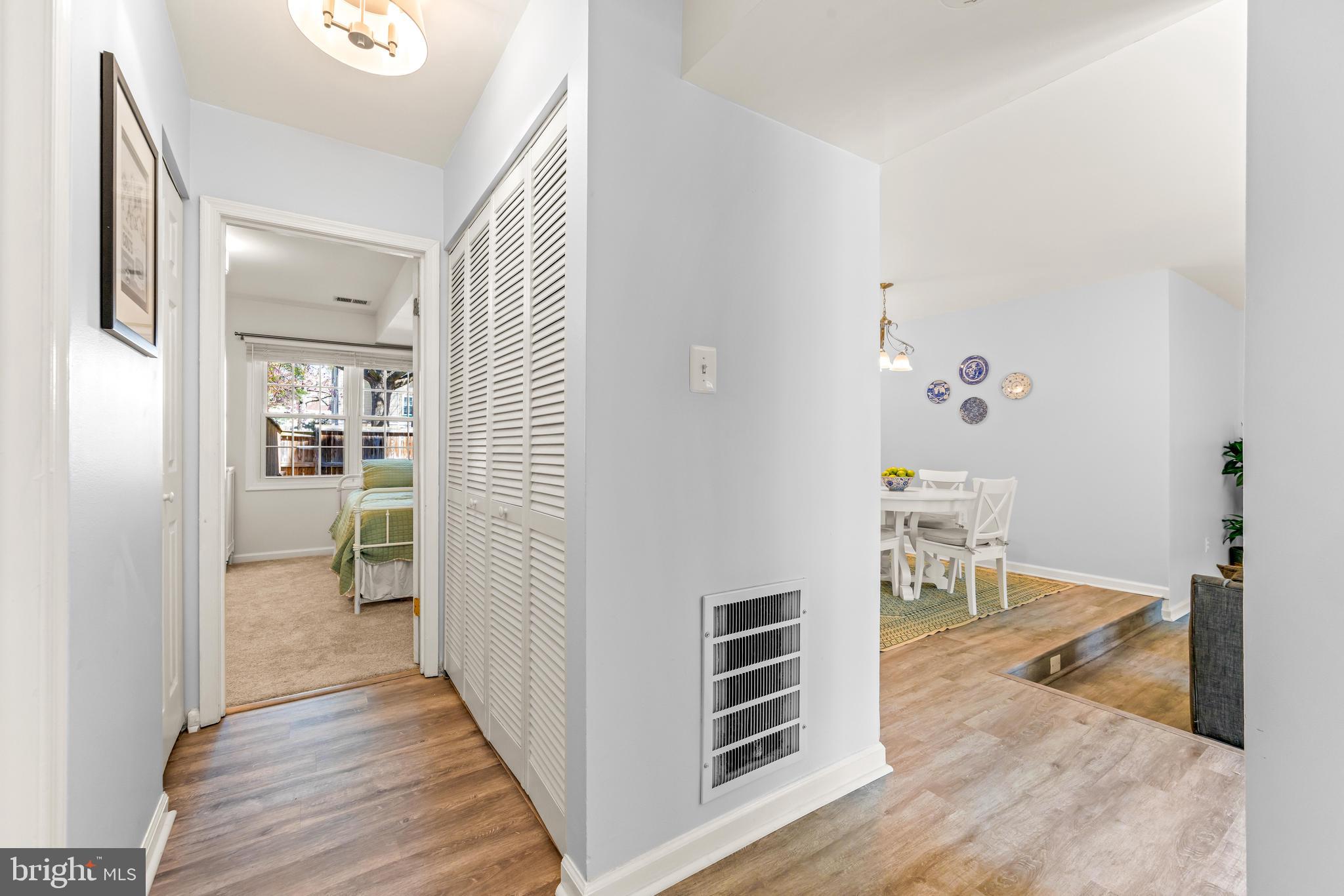 CROFTON MEWS CONDO - Residential