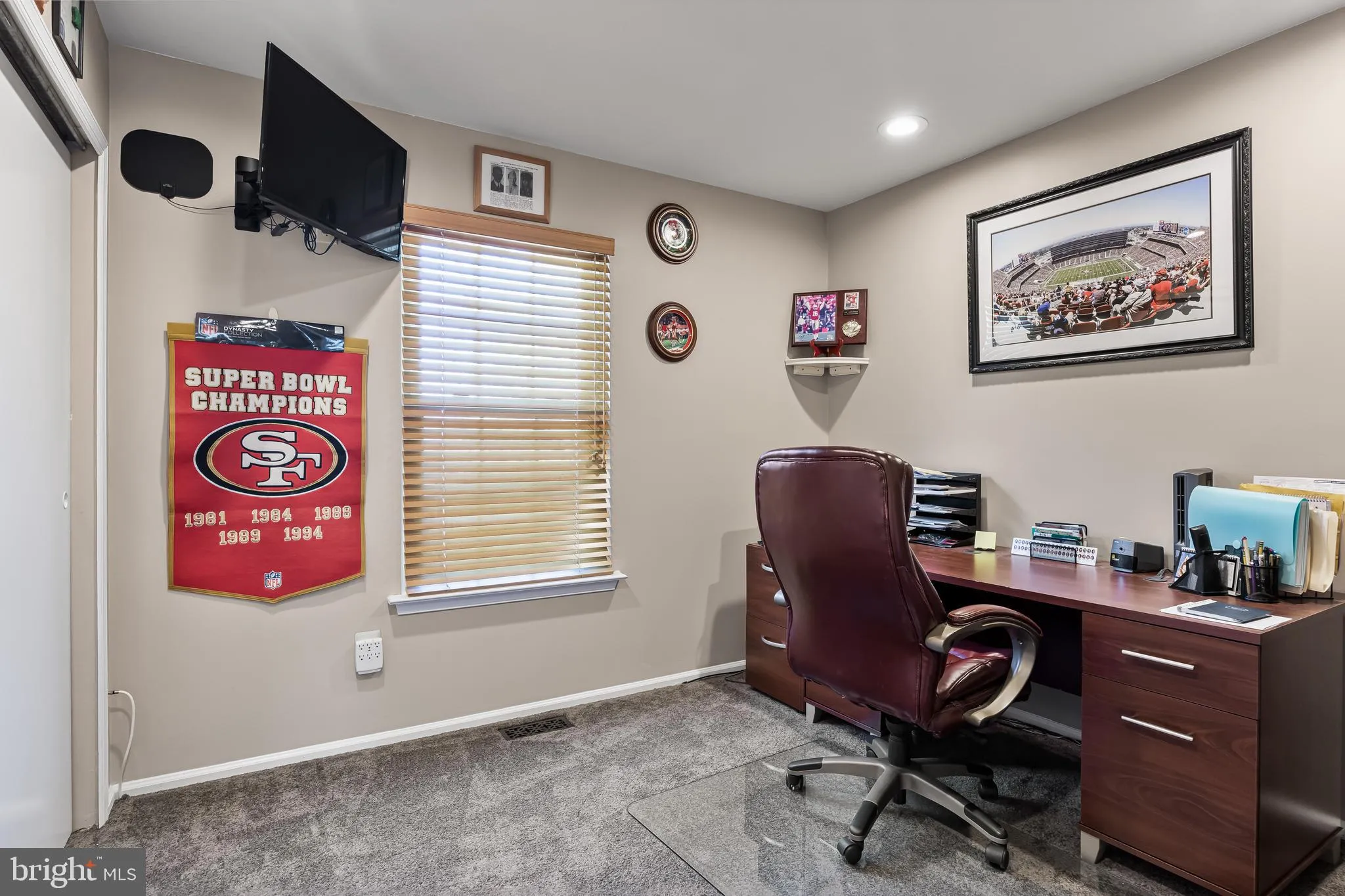 Williamstown, New Jersey 08094, United States, 2 Bedrooms Bedrooms, ,3 BathroomsBathrooms,Residential,Active,89929