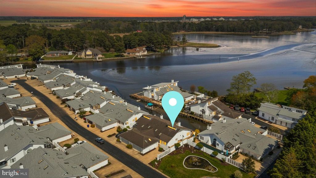 Photo of 31 Hunters Point #31, MILLSBORO, DE 19966 (MLS # DESU2109614)
