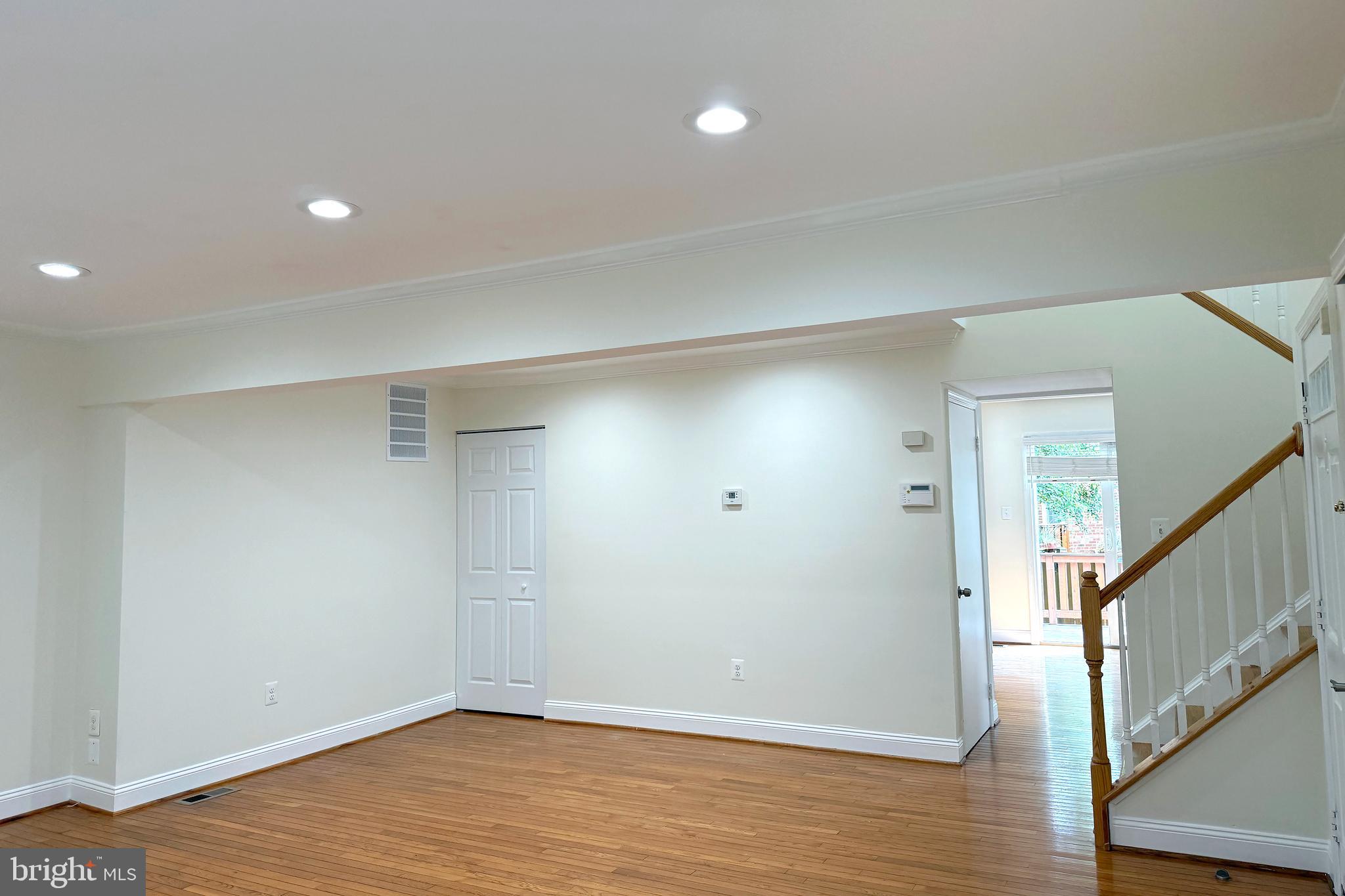 2438 S WALTER REED DRIVE S E
